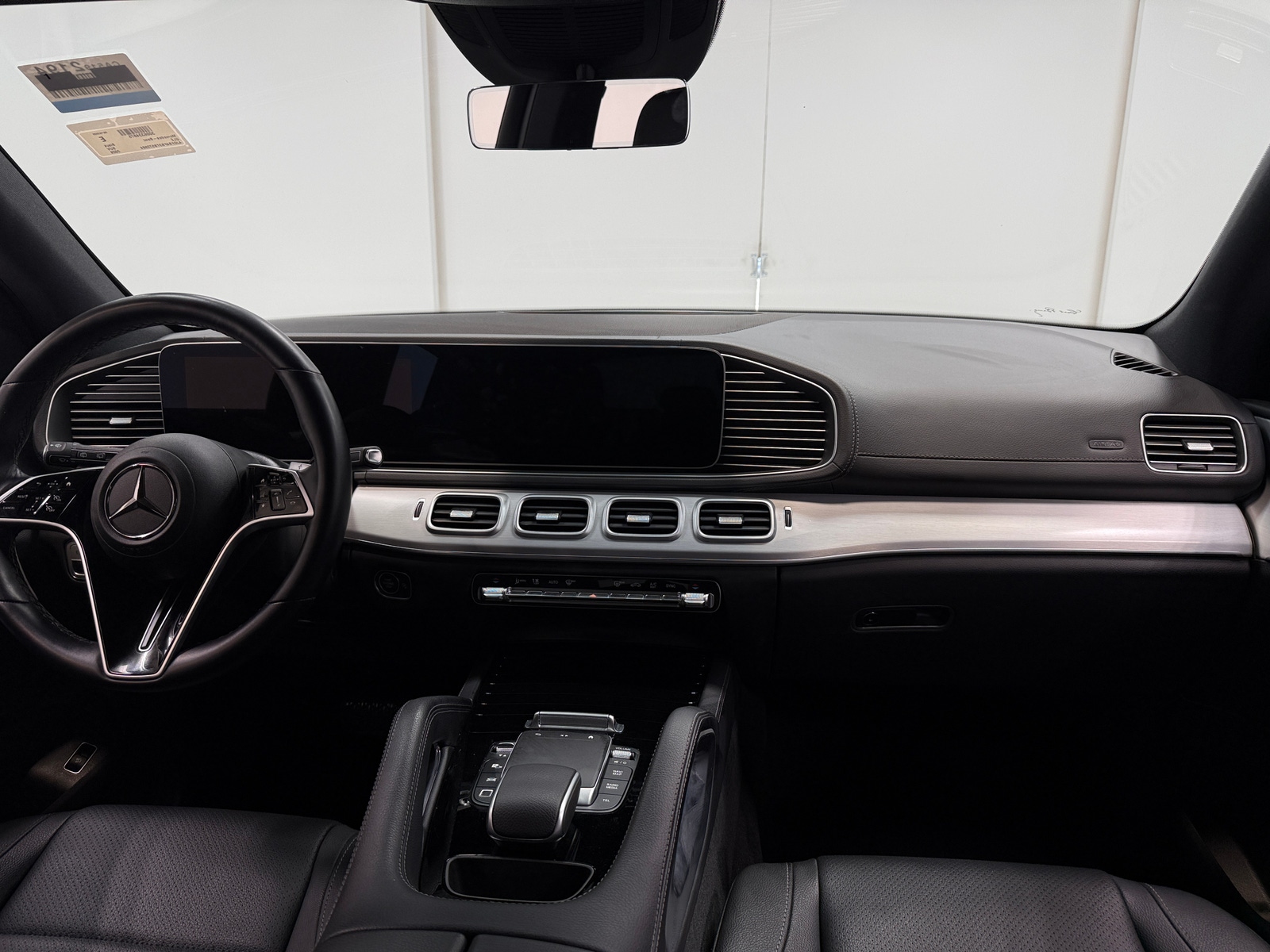 Thumbnail: 2026 Mercedes-Benz GLE - 2