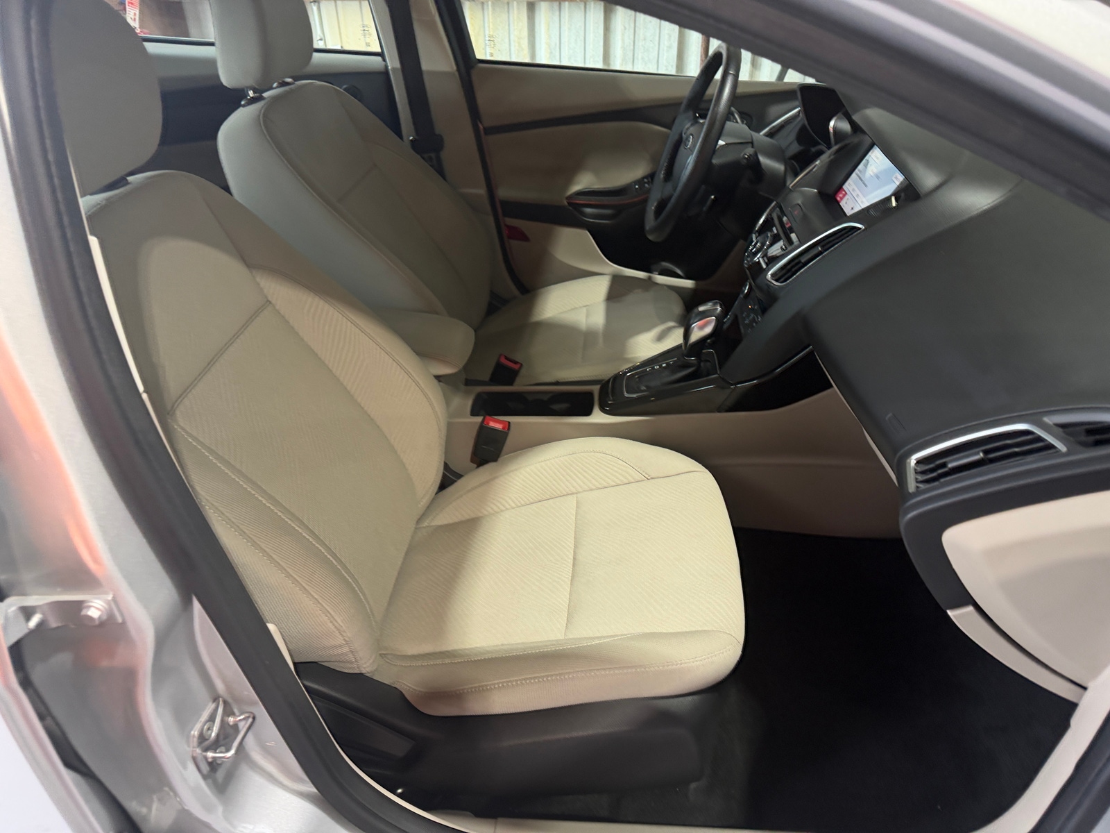Thumbnail: 2016 Ford Focus - 2