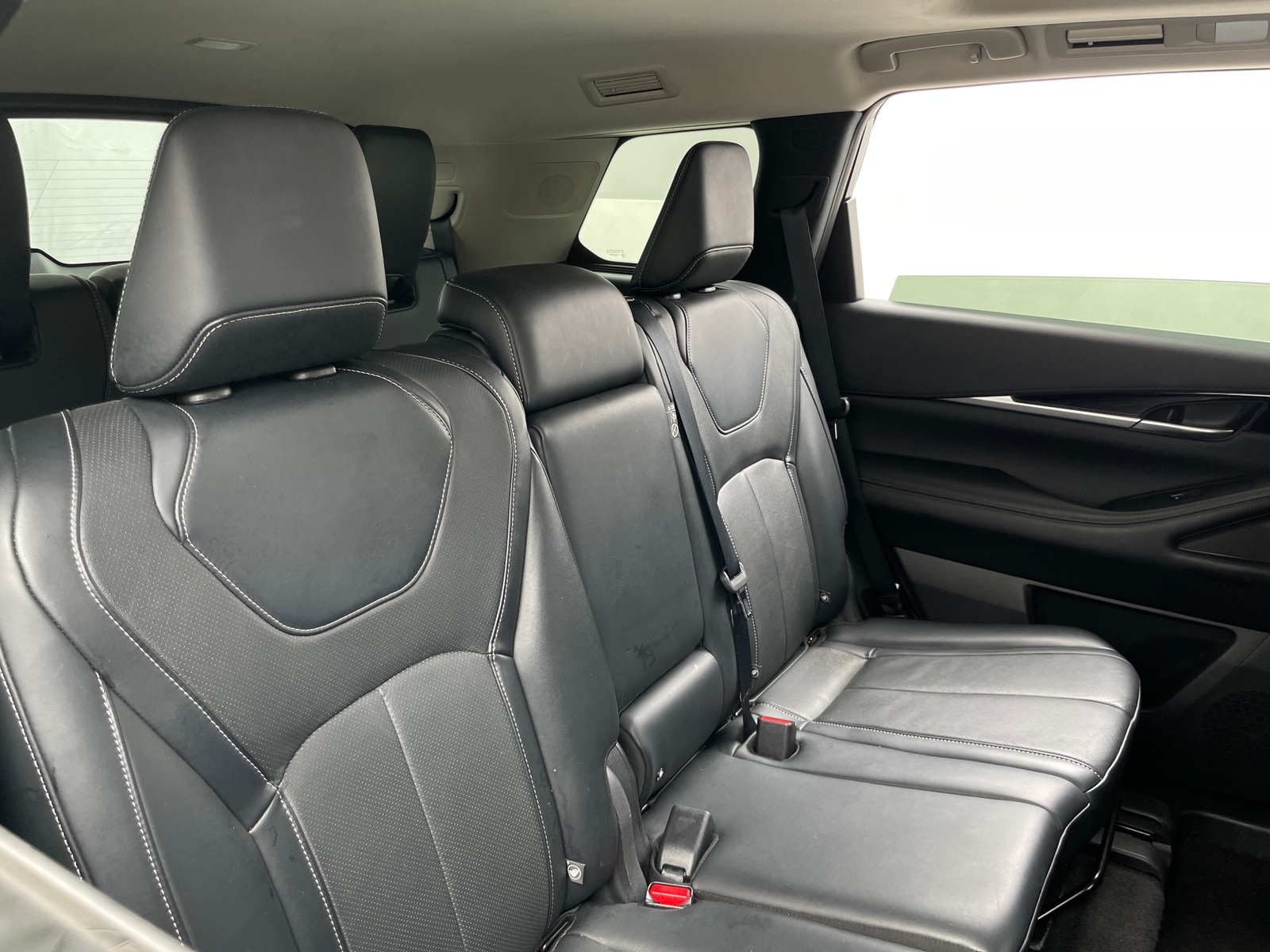 Thumbnail: 2023 INFINITI QX60 - 5