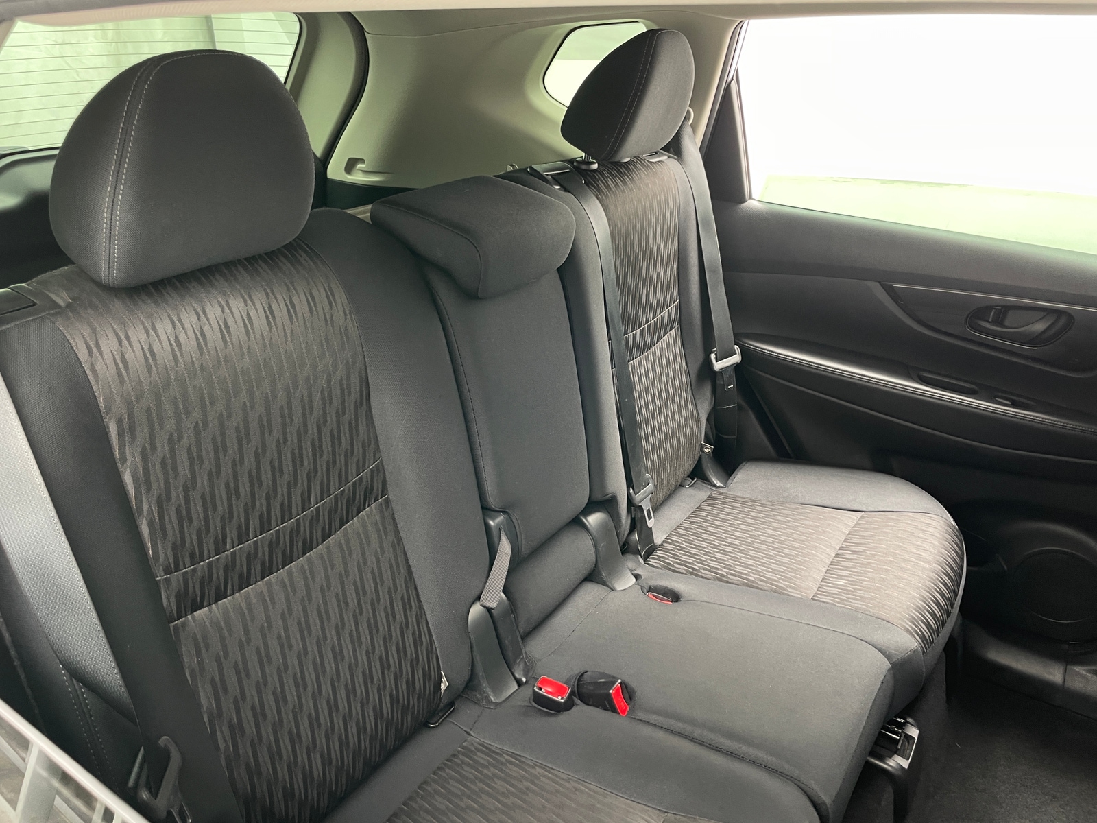 Thumbnail: 2019 Nissan Rogue - 6