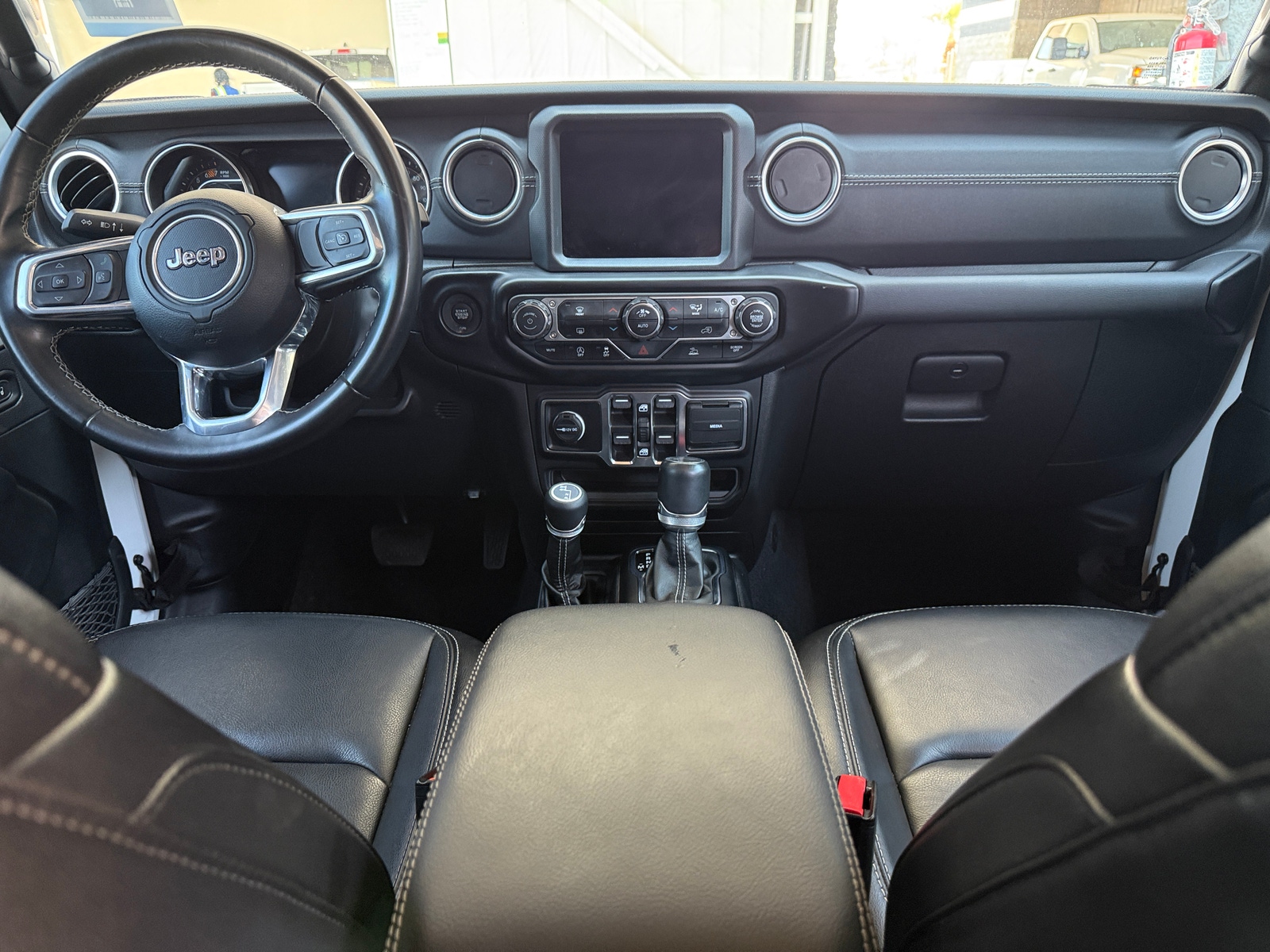Thumbnail: 2022 Jeep Wrangler - 2