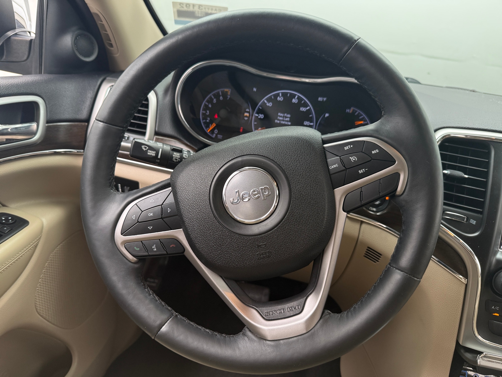 Thumbnail: 2018 Jeep Grand Cherokee - 4