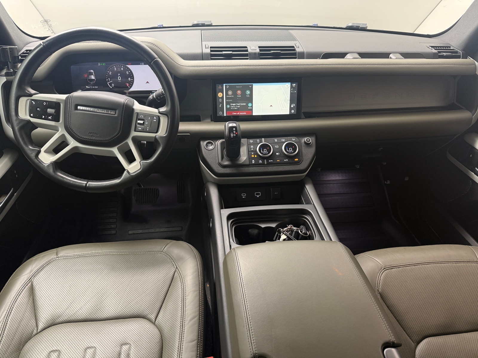 Thumbnail: 2020 Land Rover Defender - 2