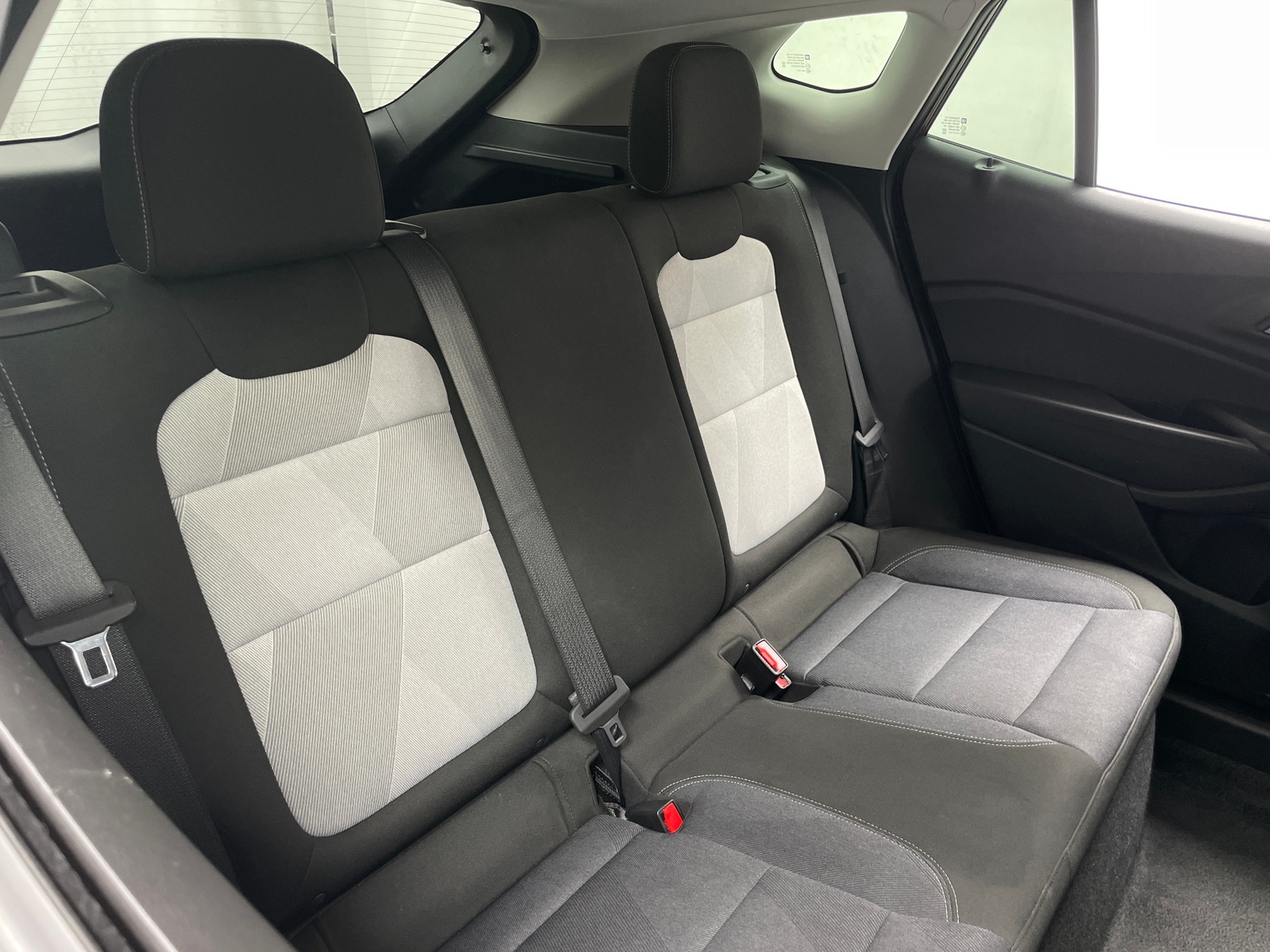 Thumbnail: 2025 Chevrolet Trax - 6