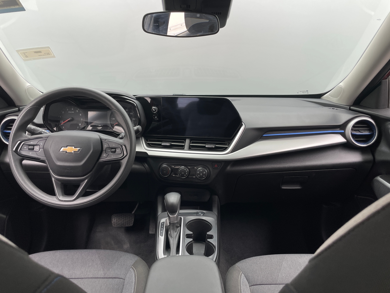 Thumbnail: 2025 Chevrolet Trax - 3