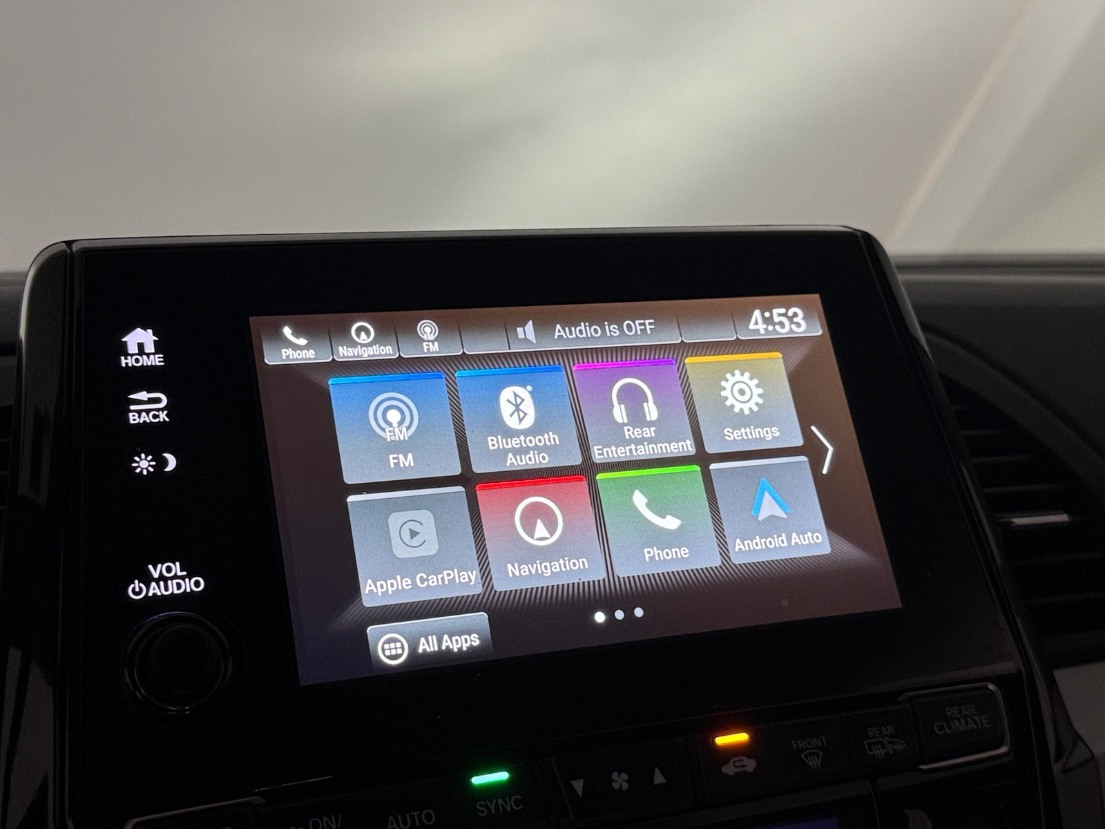 Thumbnail: 2018 Honda Odyssey - 3