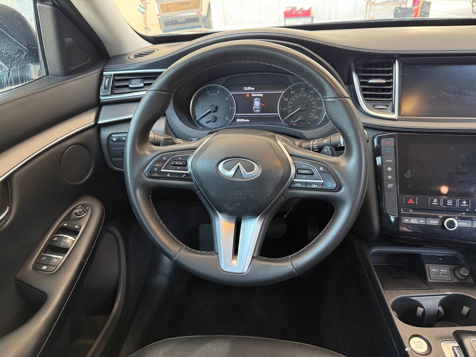 Thumbnail: 2023 INFINITI QX50 - 4