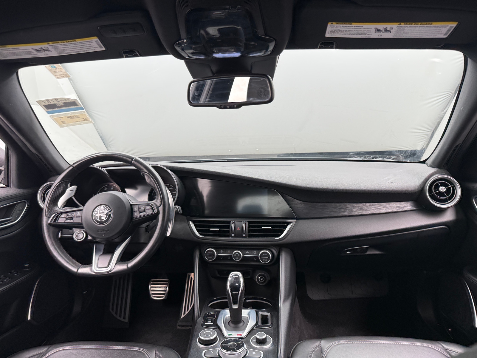 Thumbnail: 2022 Alfa Romeo Giulia - 2