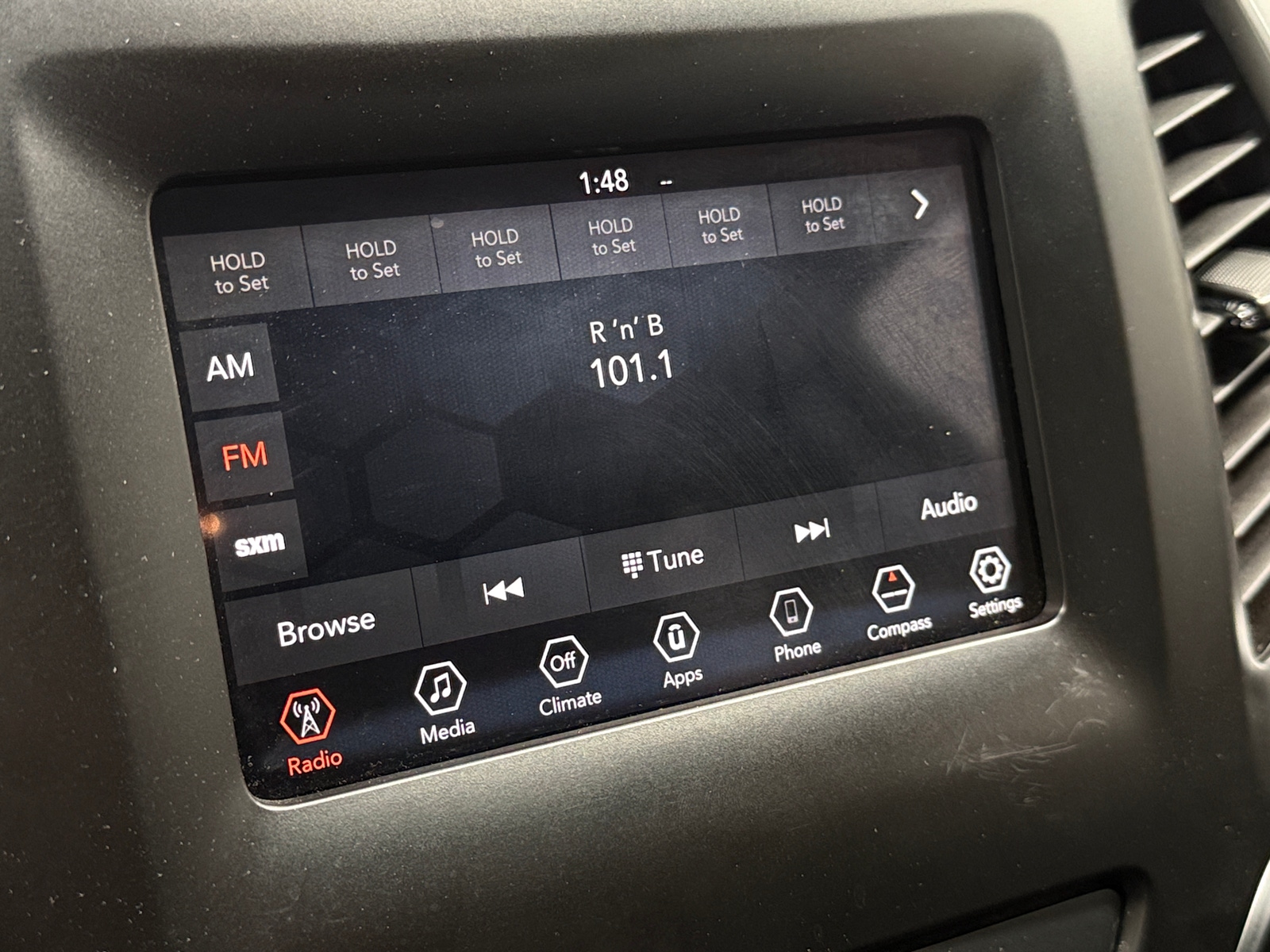 Thumbnail: 2019 Jeep Cherokee - 4