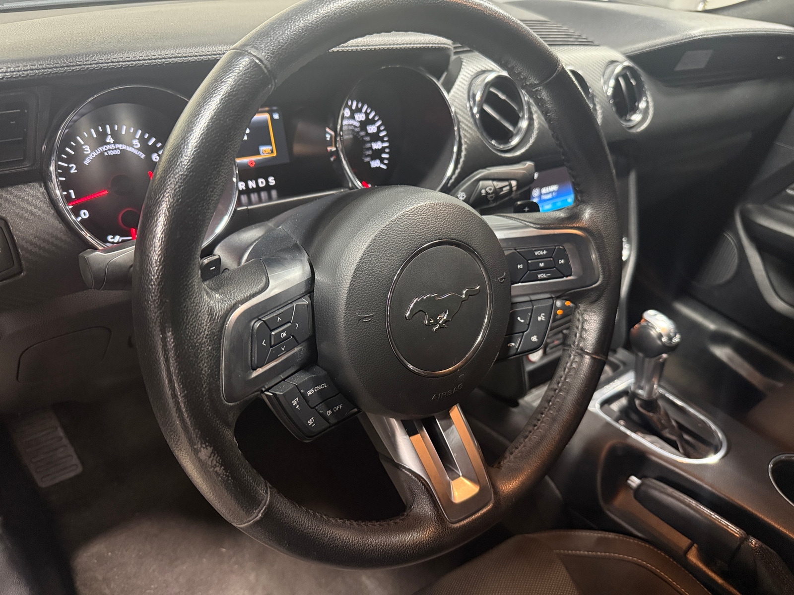 Thumbnail: 2015 Ford Mustang - 4