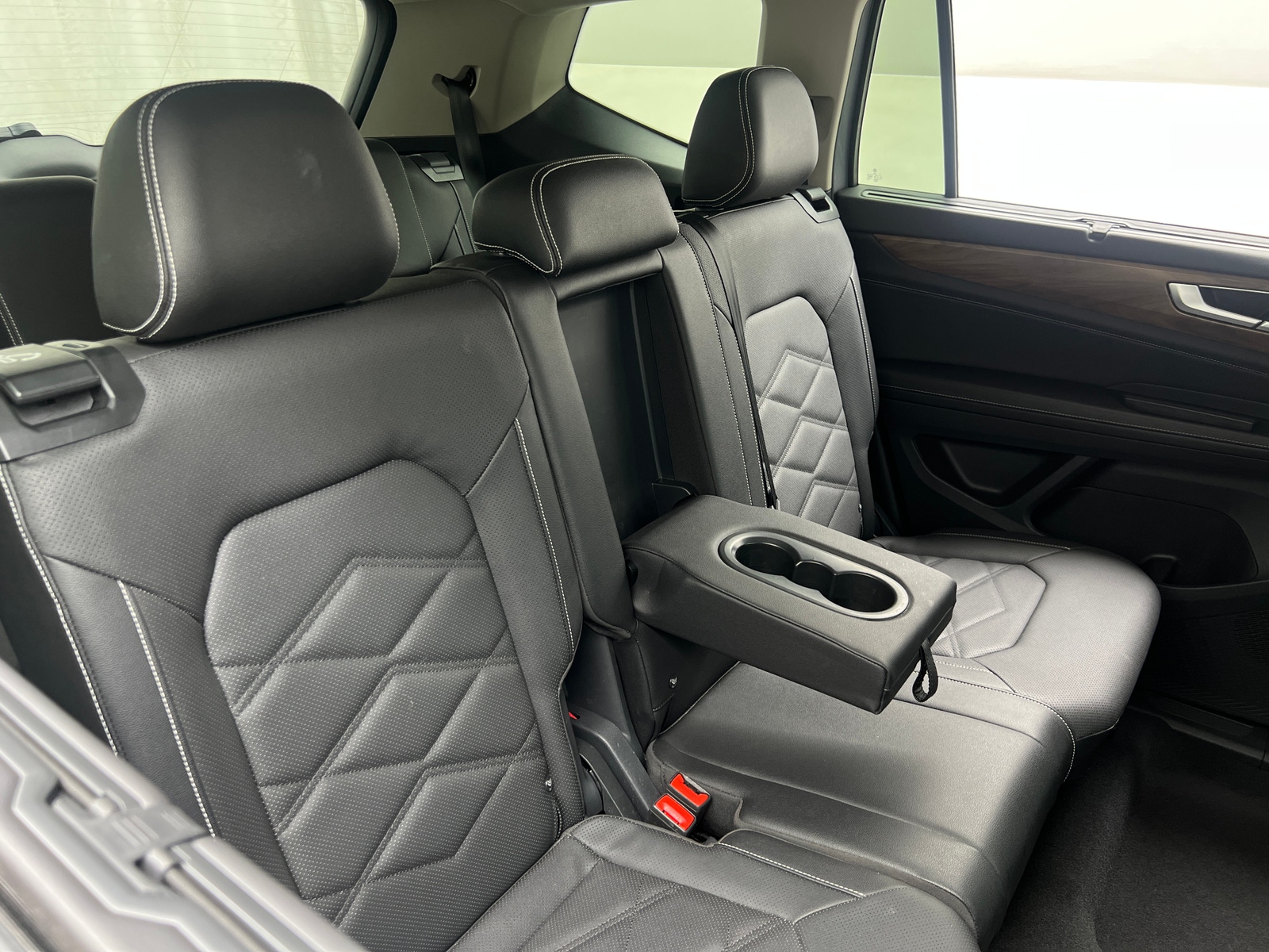 Thumbnail: 2026 Volkswagen Atlas - 5
