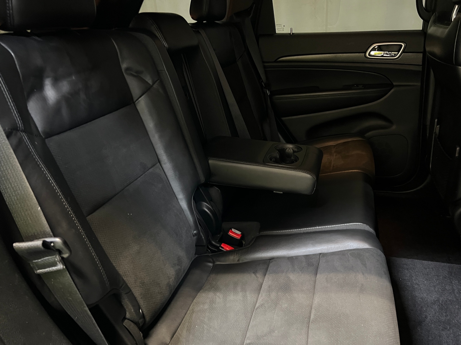 Thumbnail: 2018 Jeep Grand Cherokee - 5