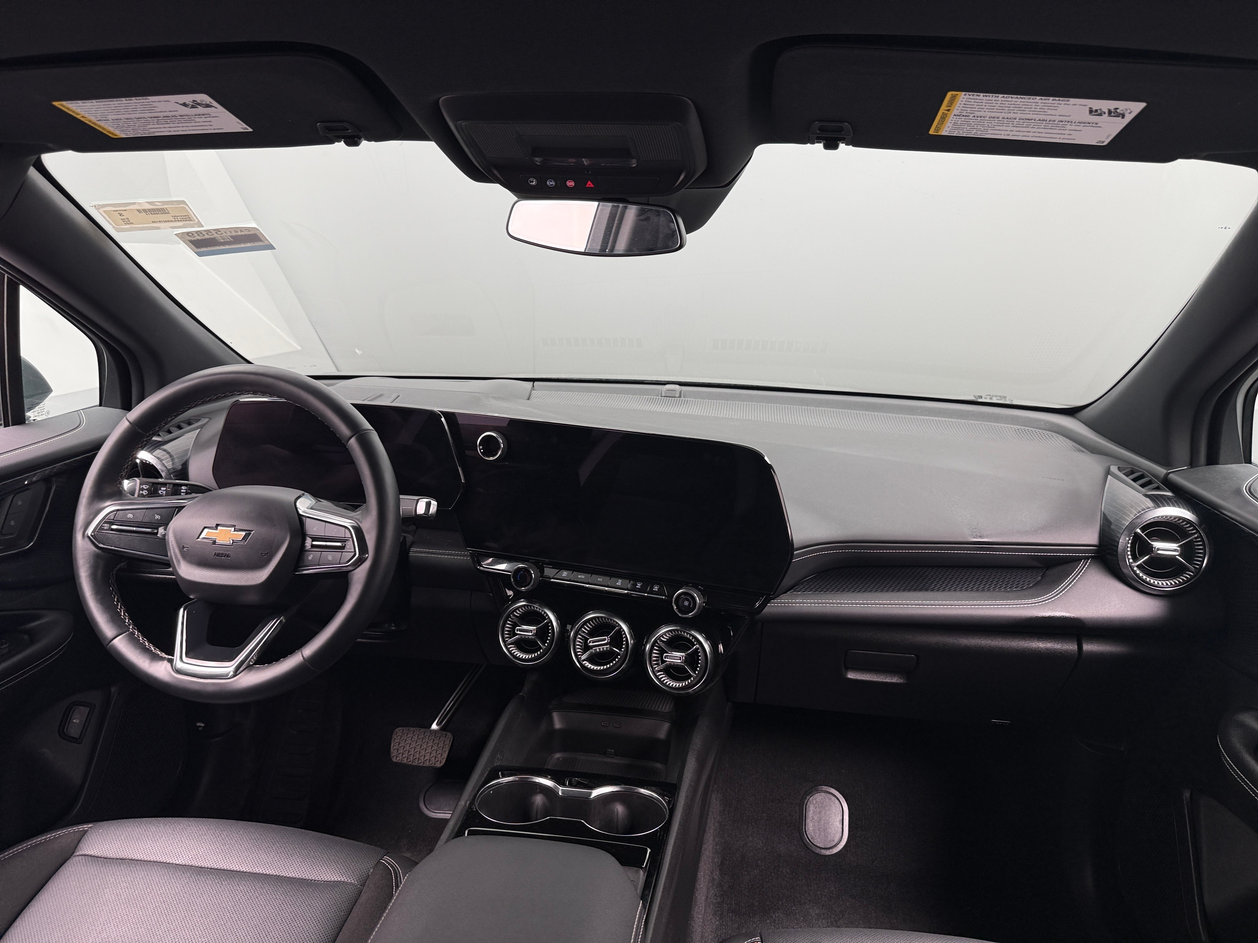 Used 2024 Chevrolet Blazer EV LT with VIN 3GNKDBRJ5RS278135 for sale in Pewaukee, WI