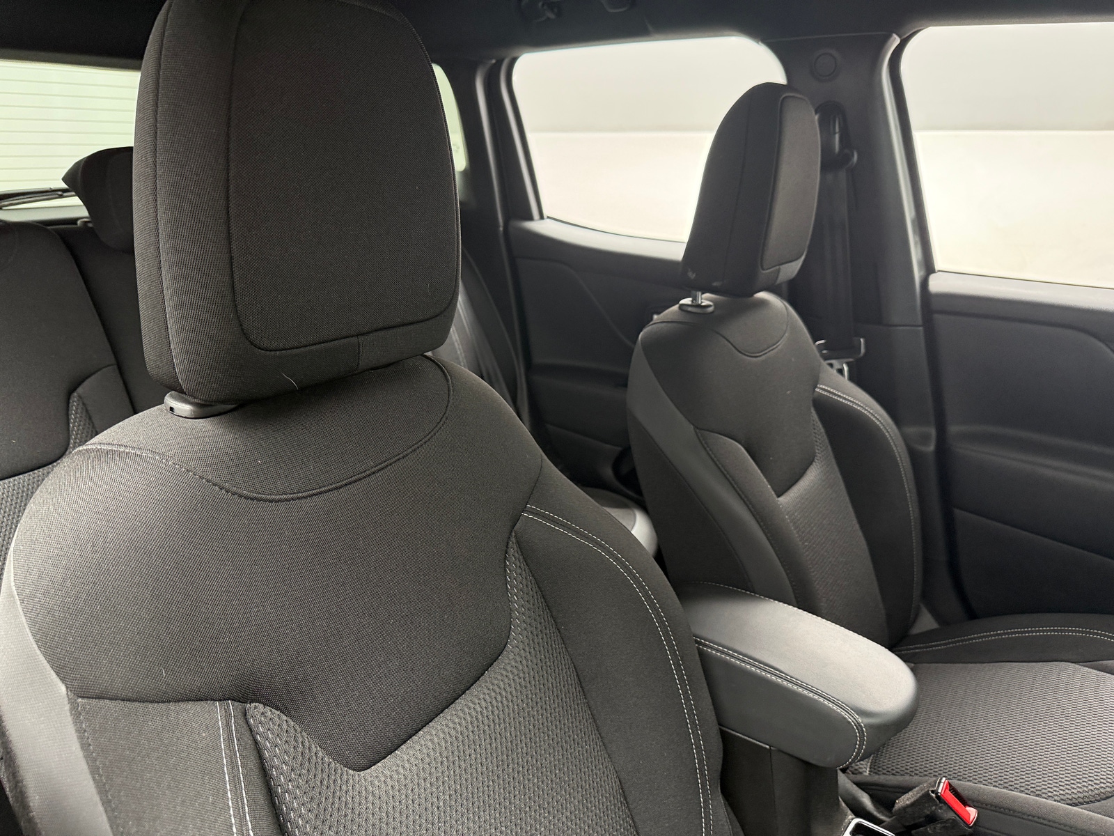 Thumbnail: 2022 Jeep Renegade - 2