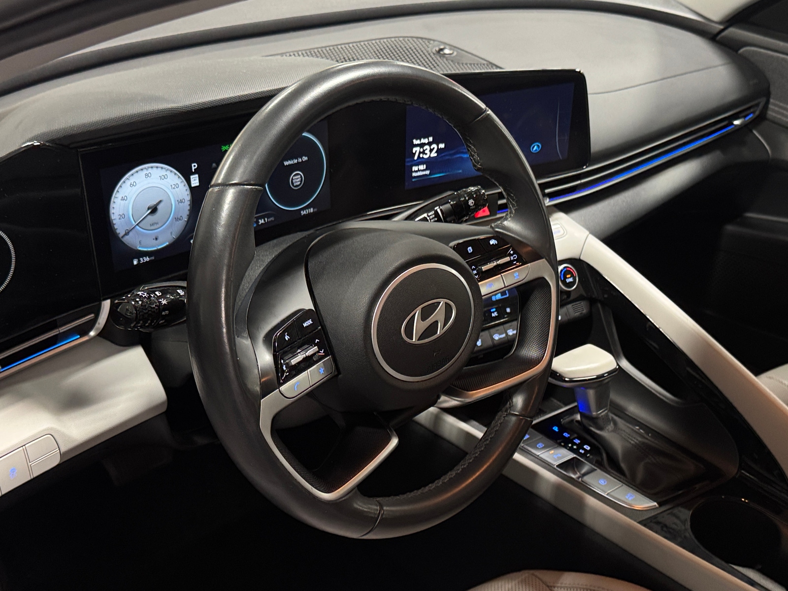 Thumbnail: 2024 Hyundai Elantra - 4