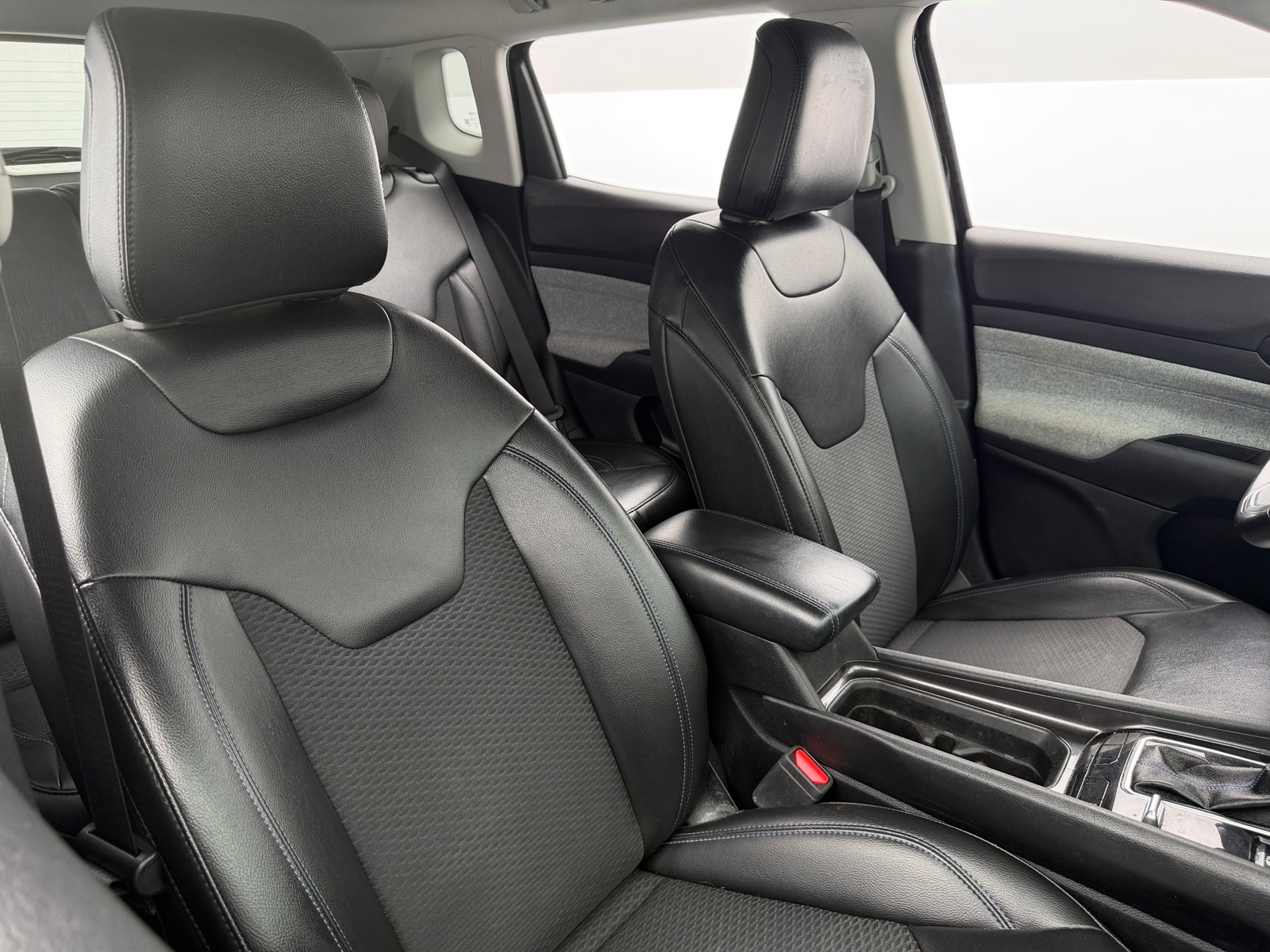 Thumbnail: 2022 Jeep Compass - 2