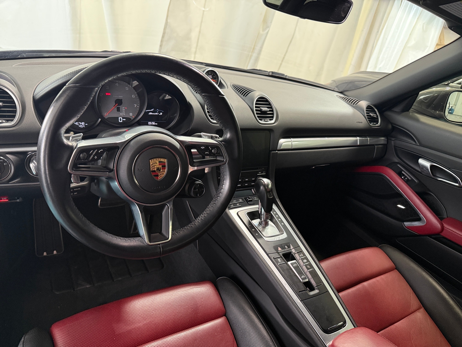 Thumbnail: 2019 Porsche 718 Boxster - 2