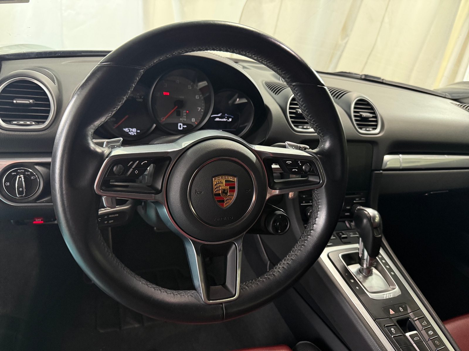 Thumbnail: 2019 Porsche 718 Boxster - 4