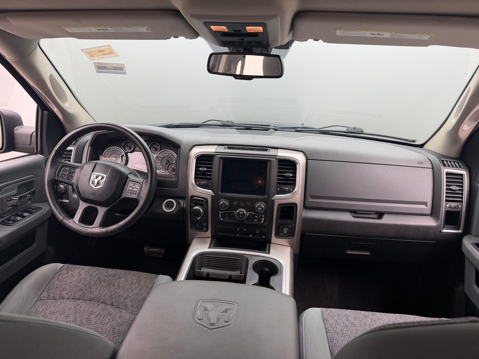 Thumbnail: 2019 RAM 1500 Classic - 3