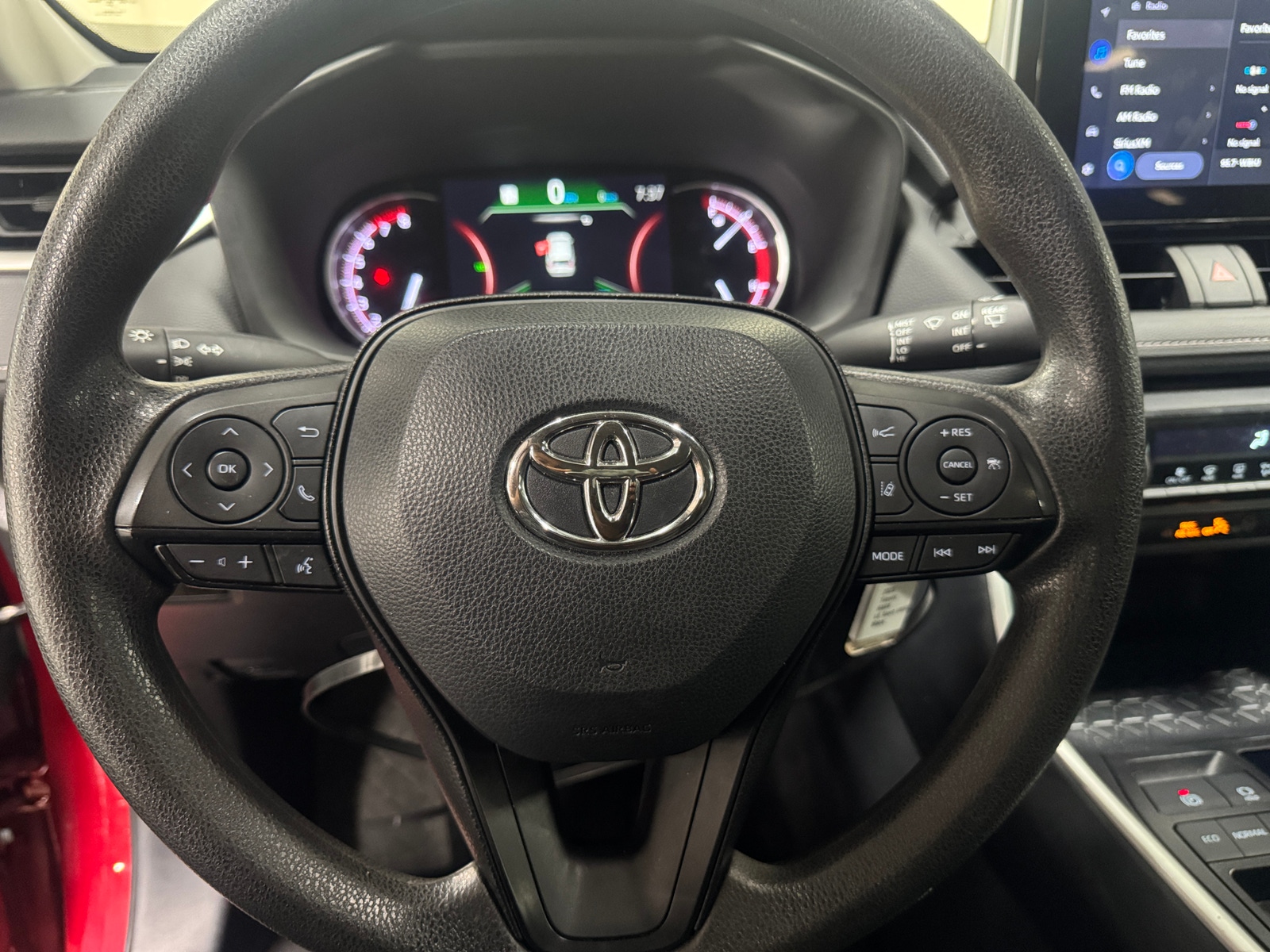 Thumbnail: 2025 Toyota RAV4 - 5