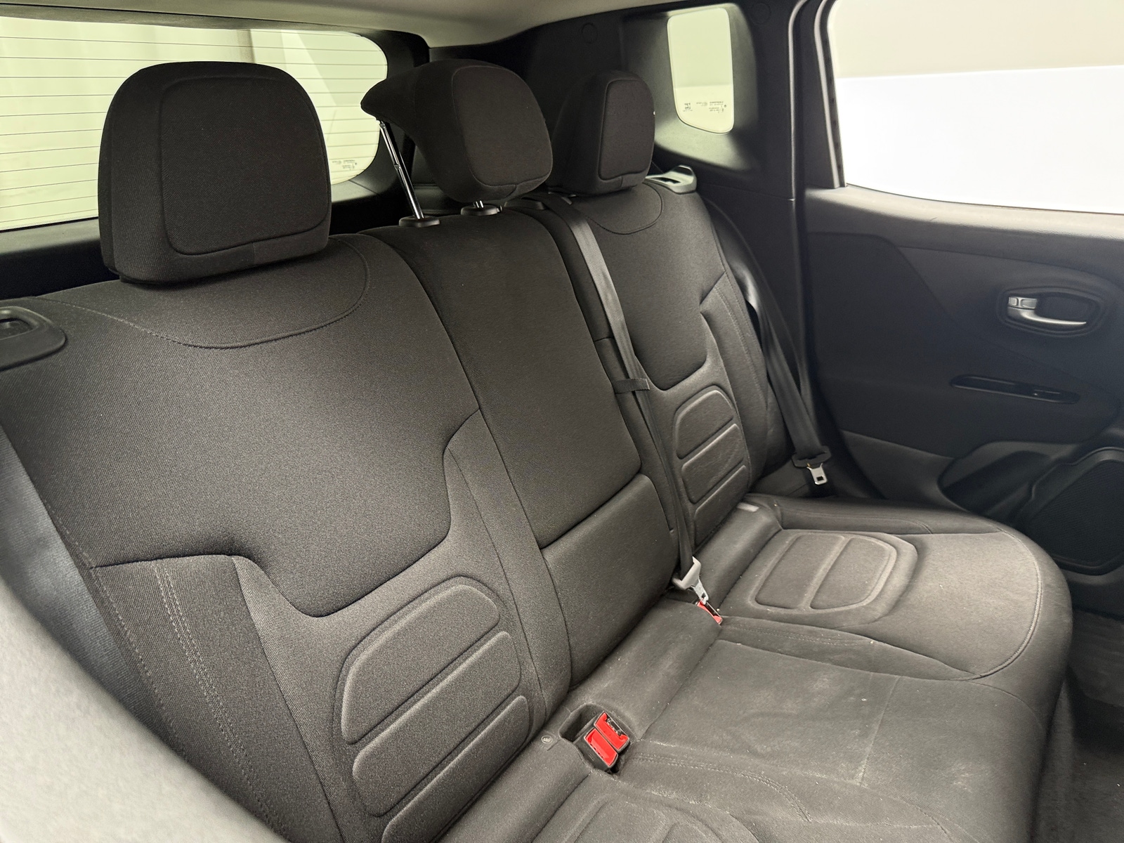 Thumbnail: 2021 Jeep Renegade - 6
