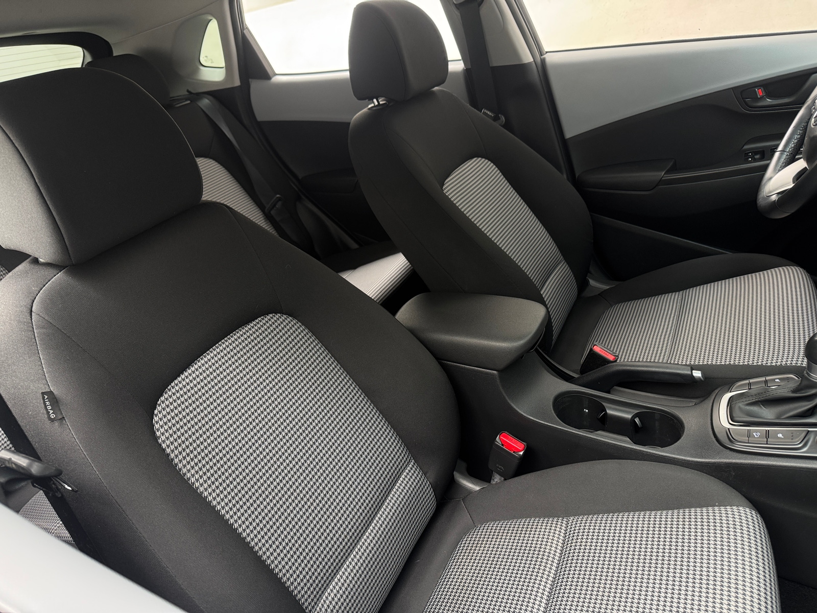 Thumbnail: 2020 Hyundai Kona - 2