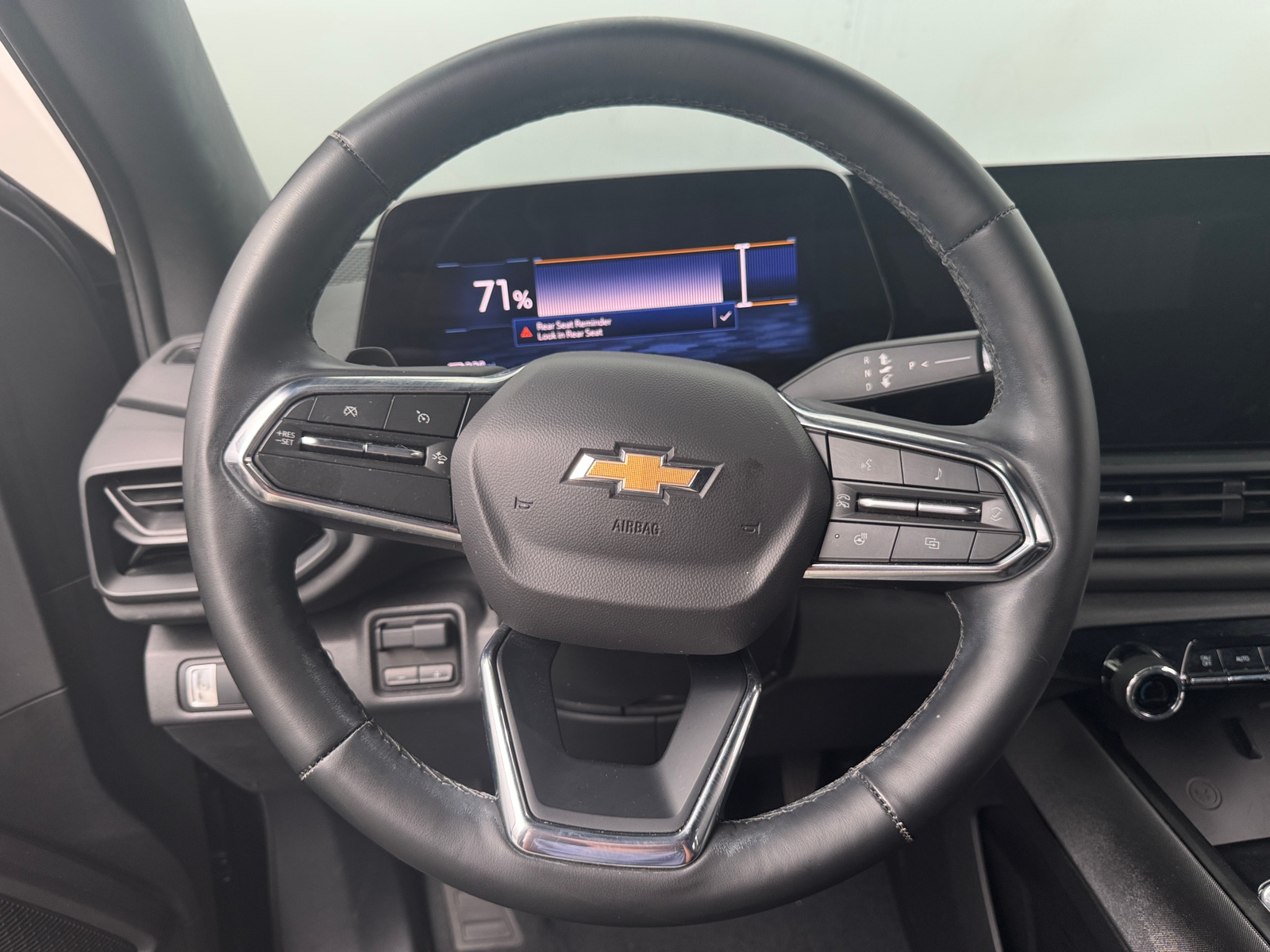 Thumbnail: 2025 Chevrolet Silverado EV - 4