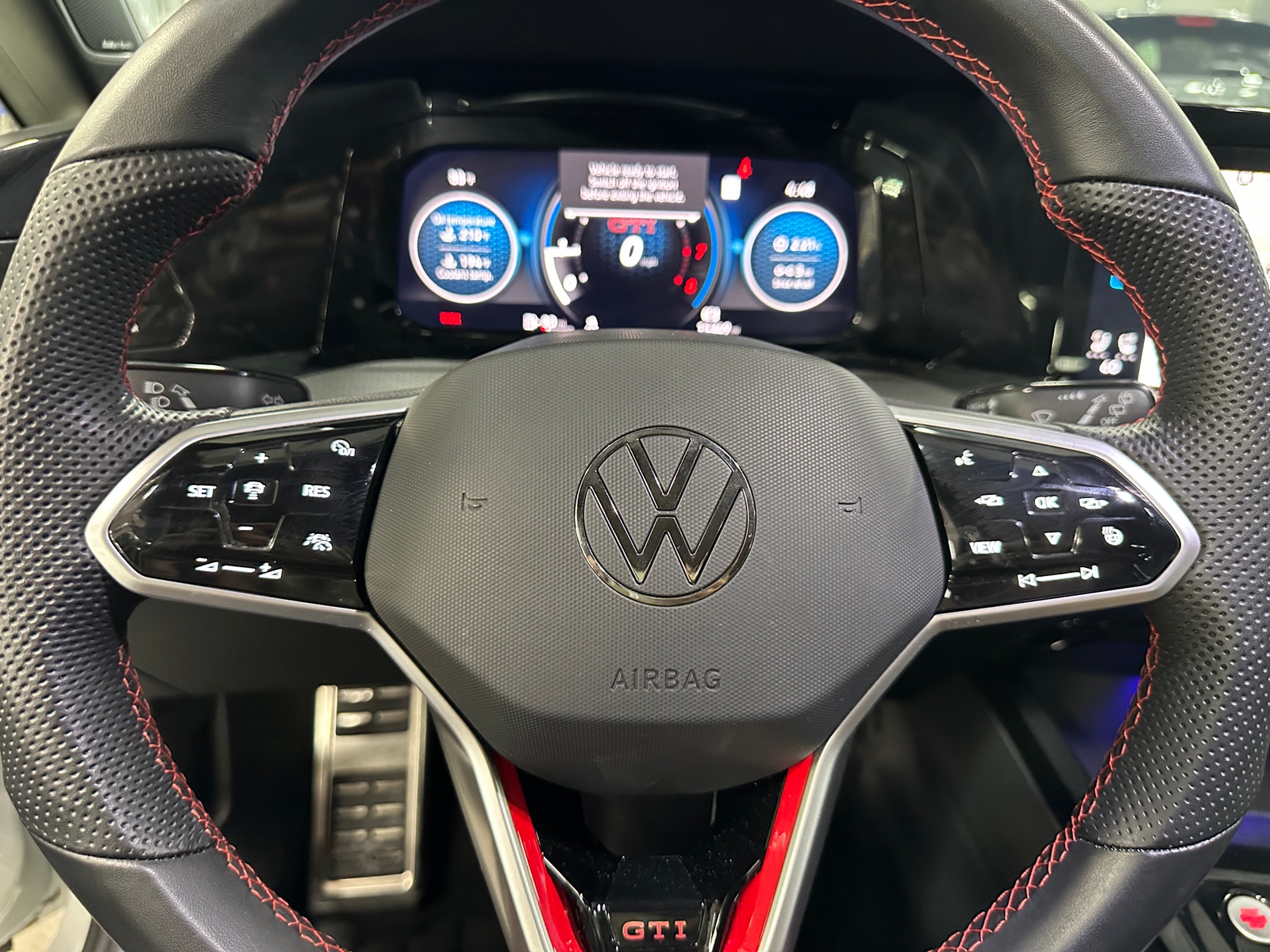 Thumbnail: 2024 Volkswagen Golf - 4