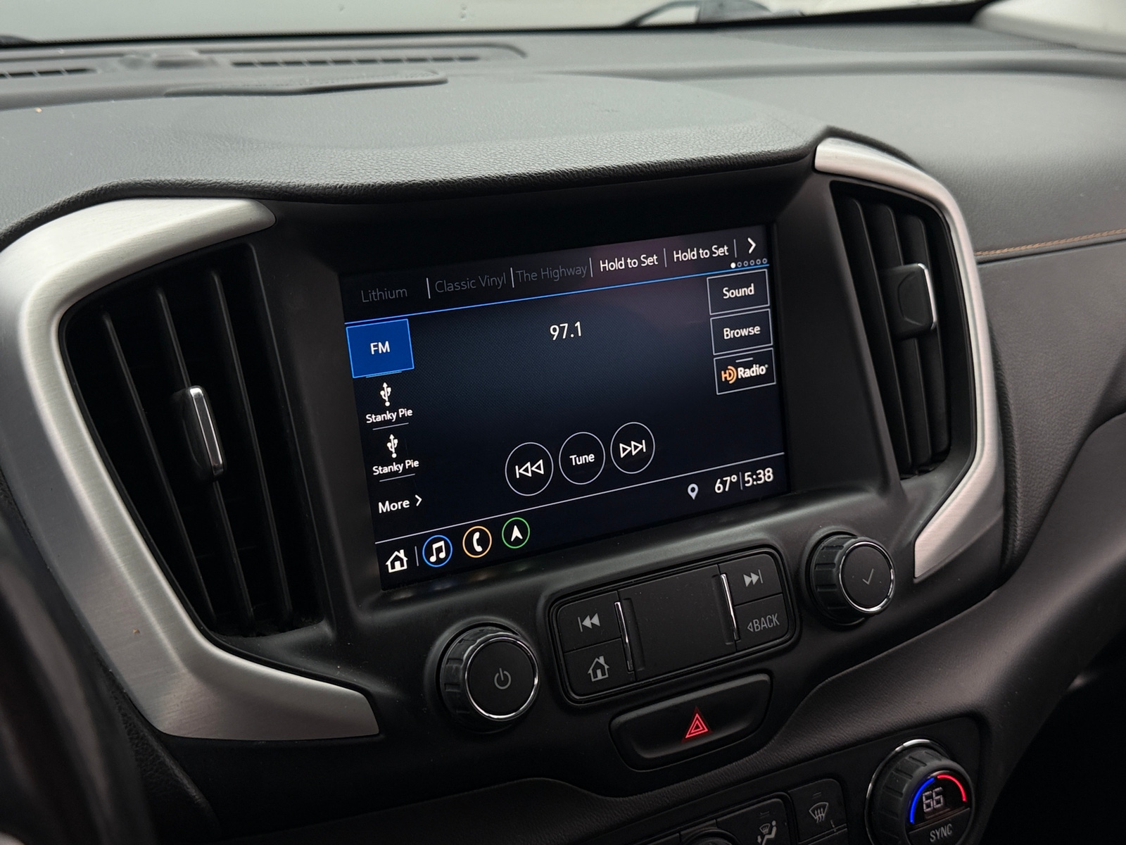 Thumbnail: 2021 GMC Terrain - 3