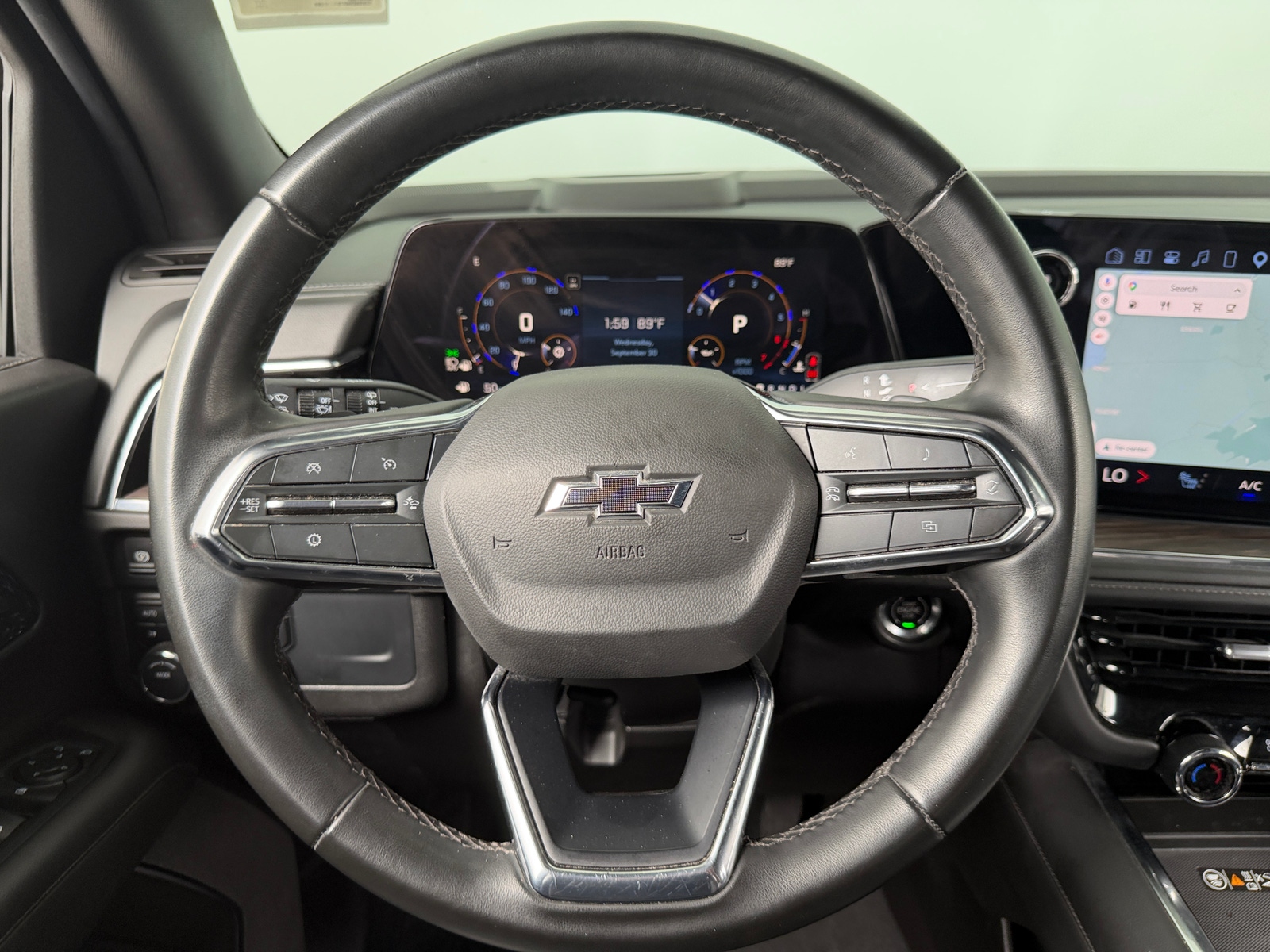 Thumbnail: 2025 Chevrolet Suburban - 4
