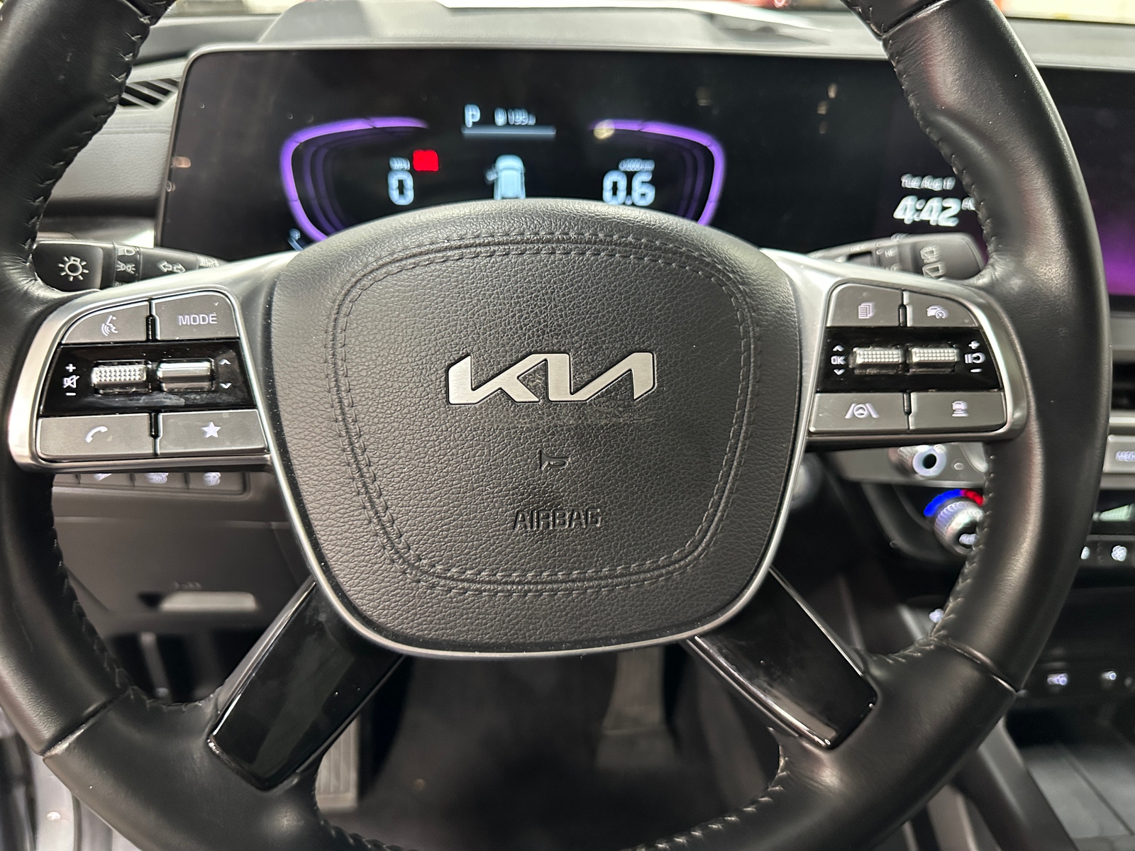 Thumbnail: 2025 Kia Telluride - 4