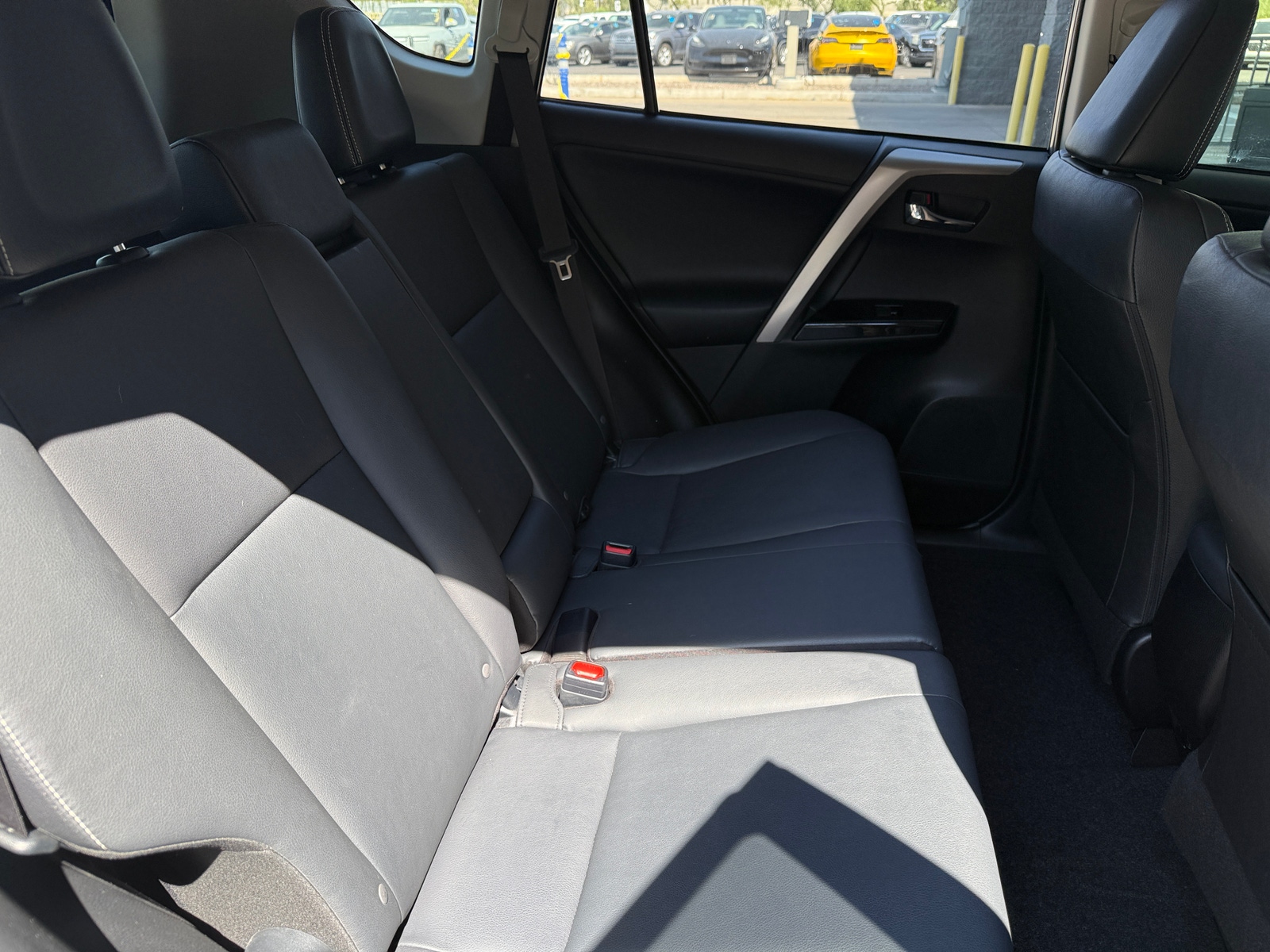 Thumbnail: 2018 Toyota RAV4 - 5
