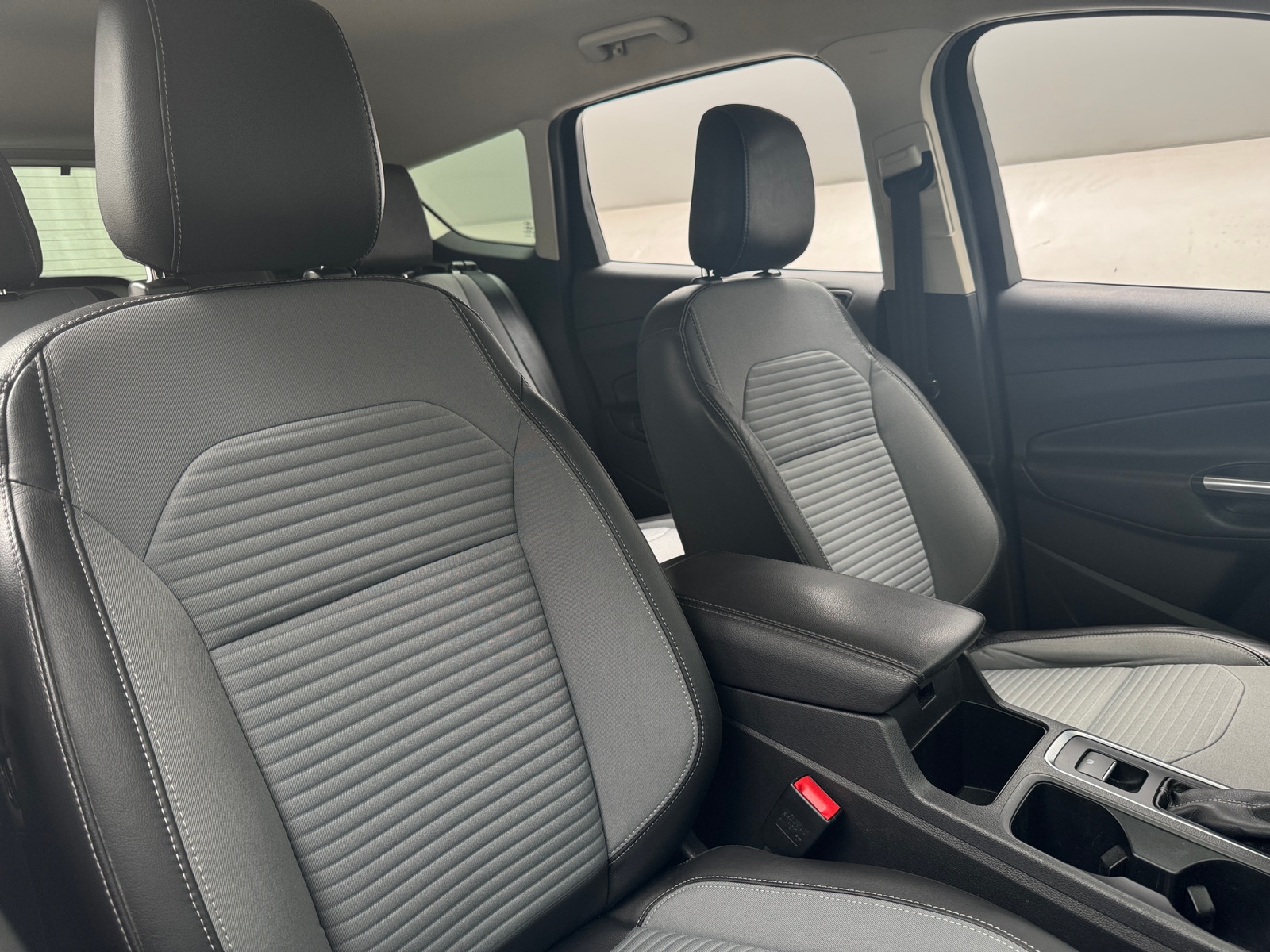 Thumbnail: 2019 Ford Escape - 2