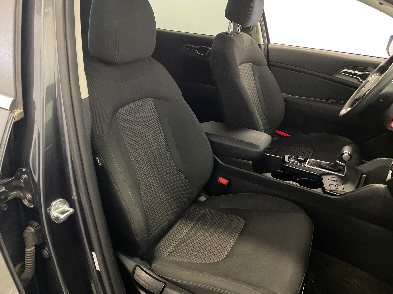Thumbnail: 2023 Kia Sportage - 2
