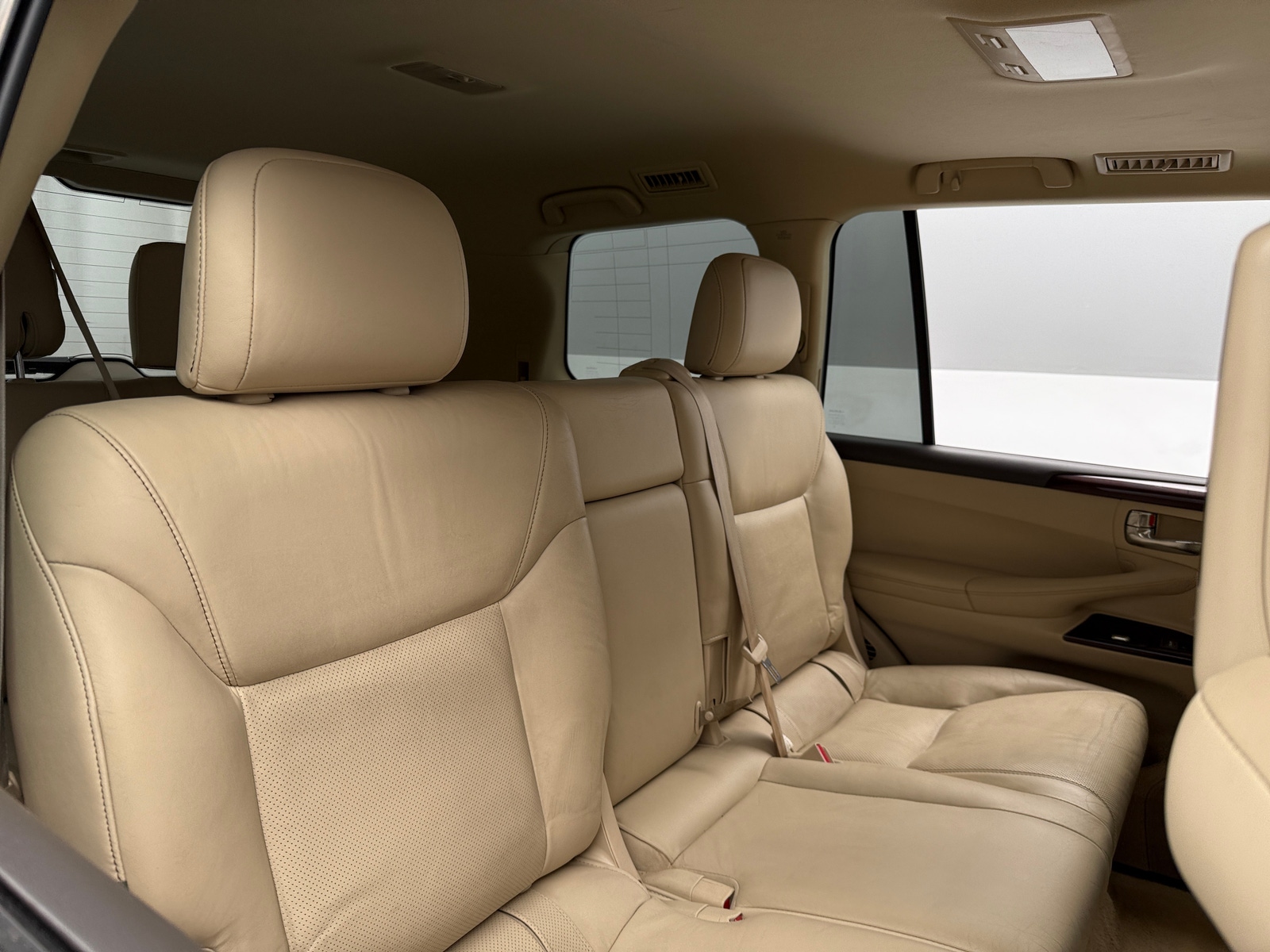 Thumbnail: 2015 Lexus LX - 5