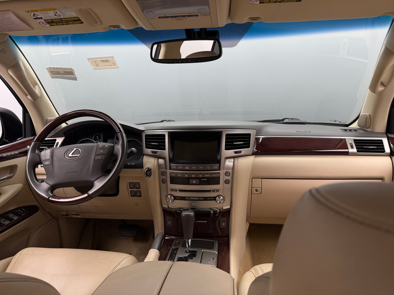 Thumbnail: 2015 Lexus LX - 2
