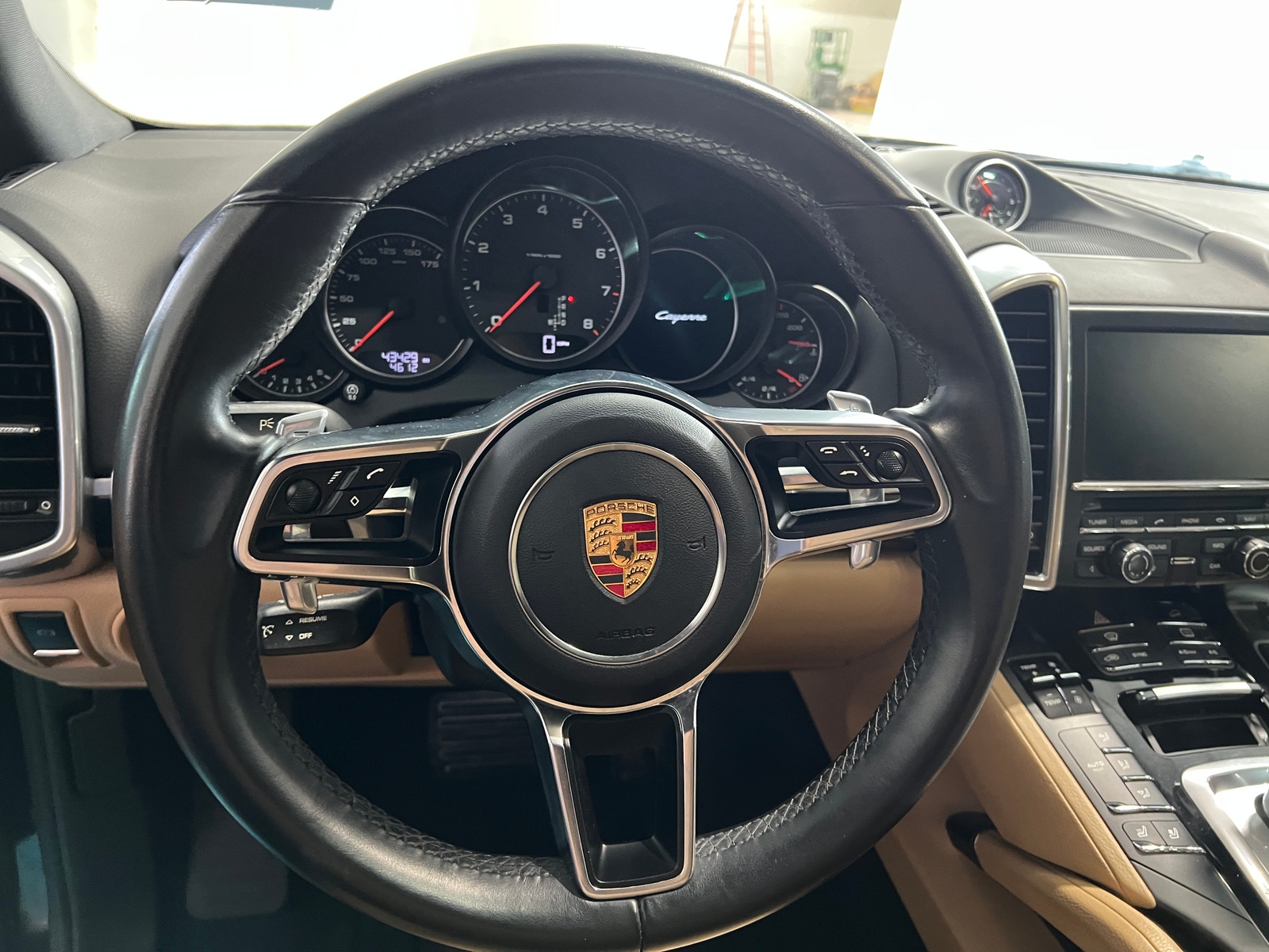 Thumbnail: 2016 Porsche Cayenne - 4