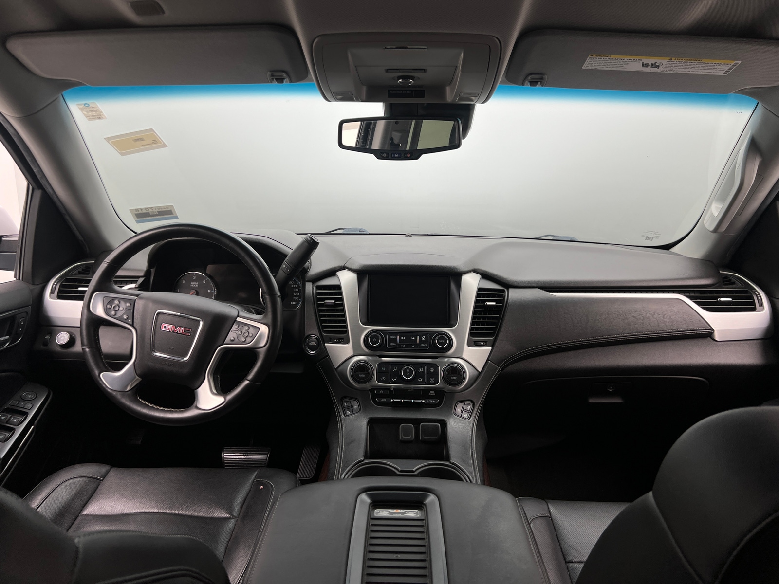 Thumbnail: 2017 GMC Yukon - 2
