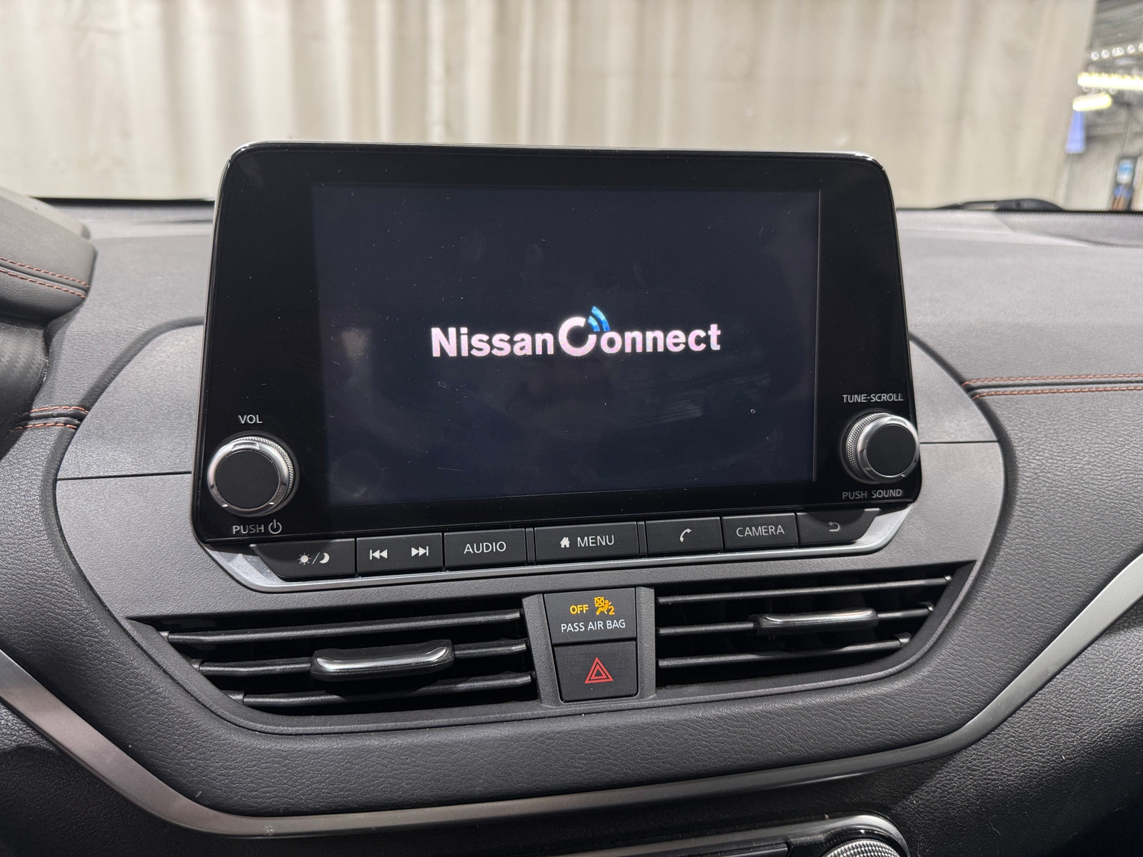 Thumbnail: 2021 Nissan Altima - 3