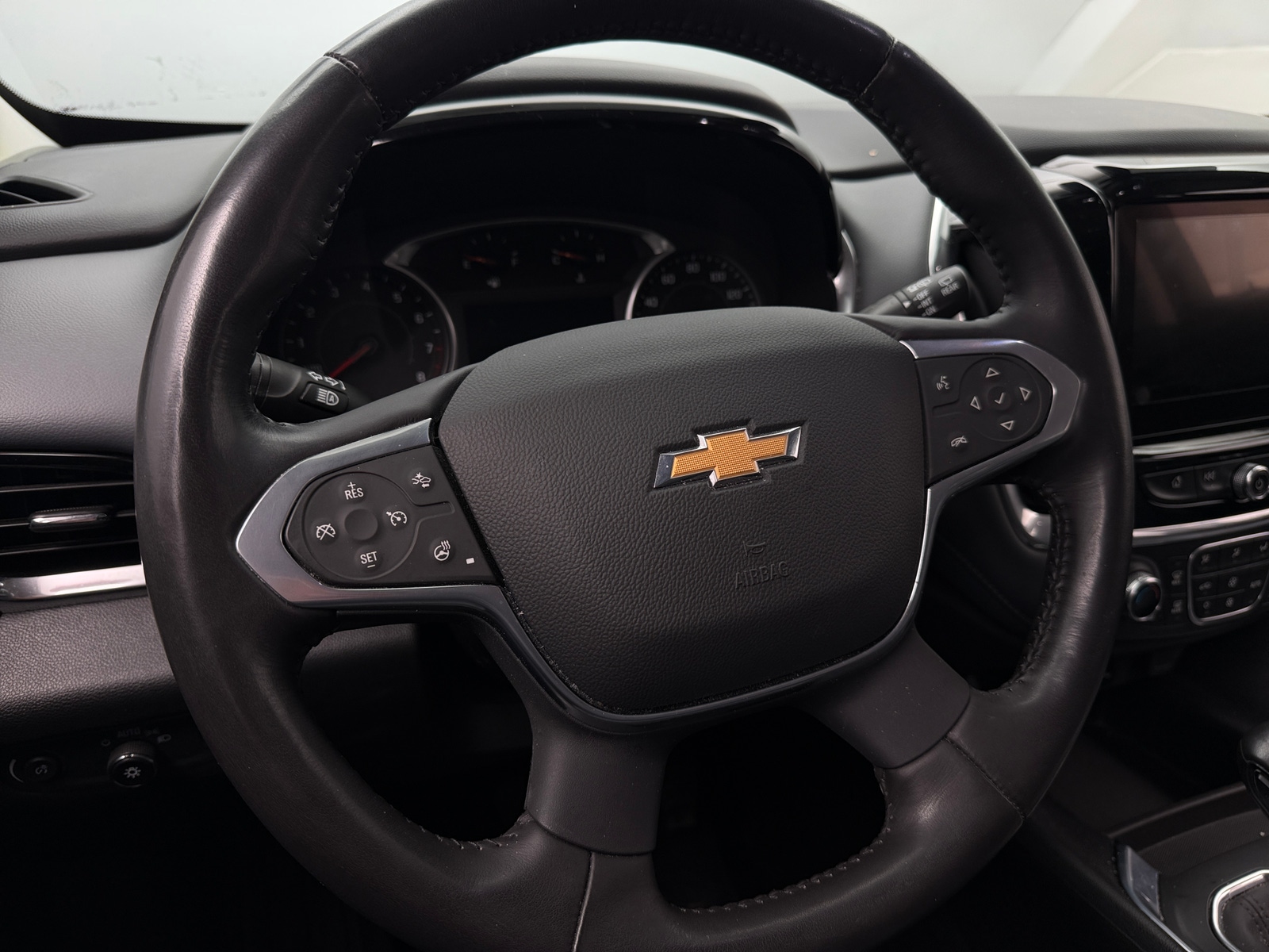 Thumbnail: 2021 Chevrolet Traverse - 4