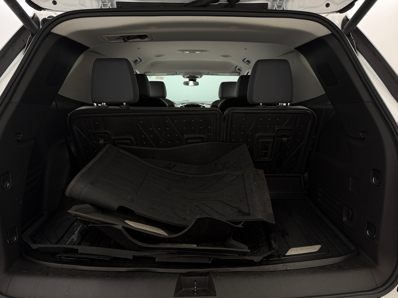 Thumbnail: 2021 Chevrolet Traverse - 6