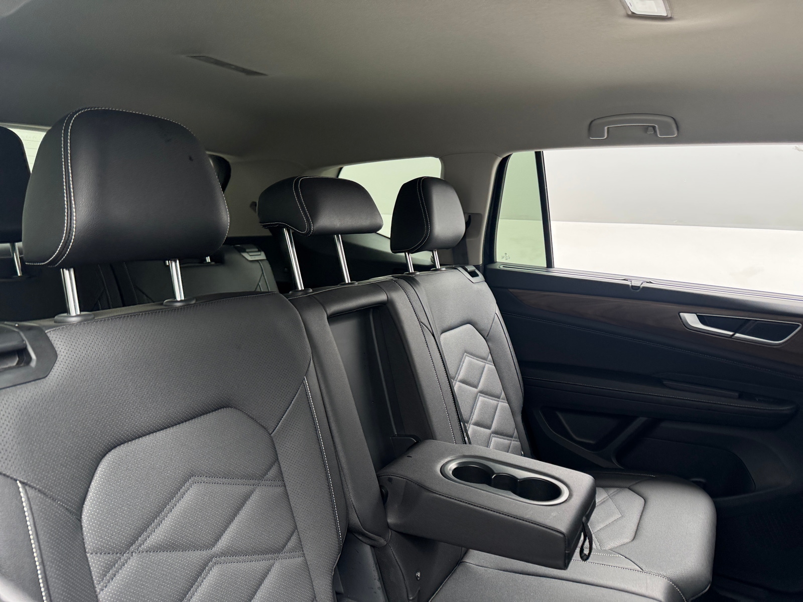 Thumbnail: 2026 Volkswagen Atlas - 5
