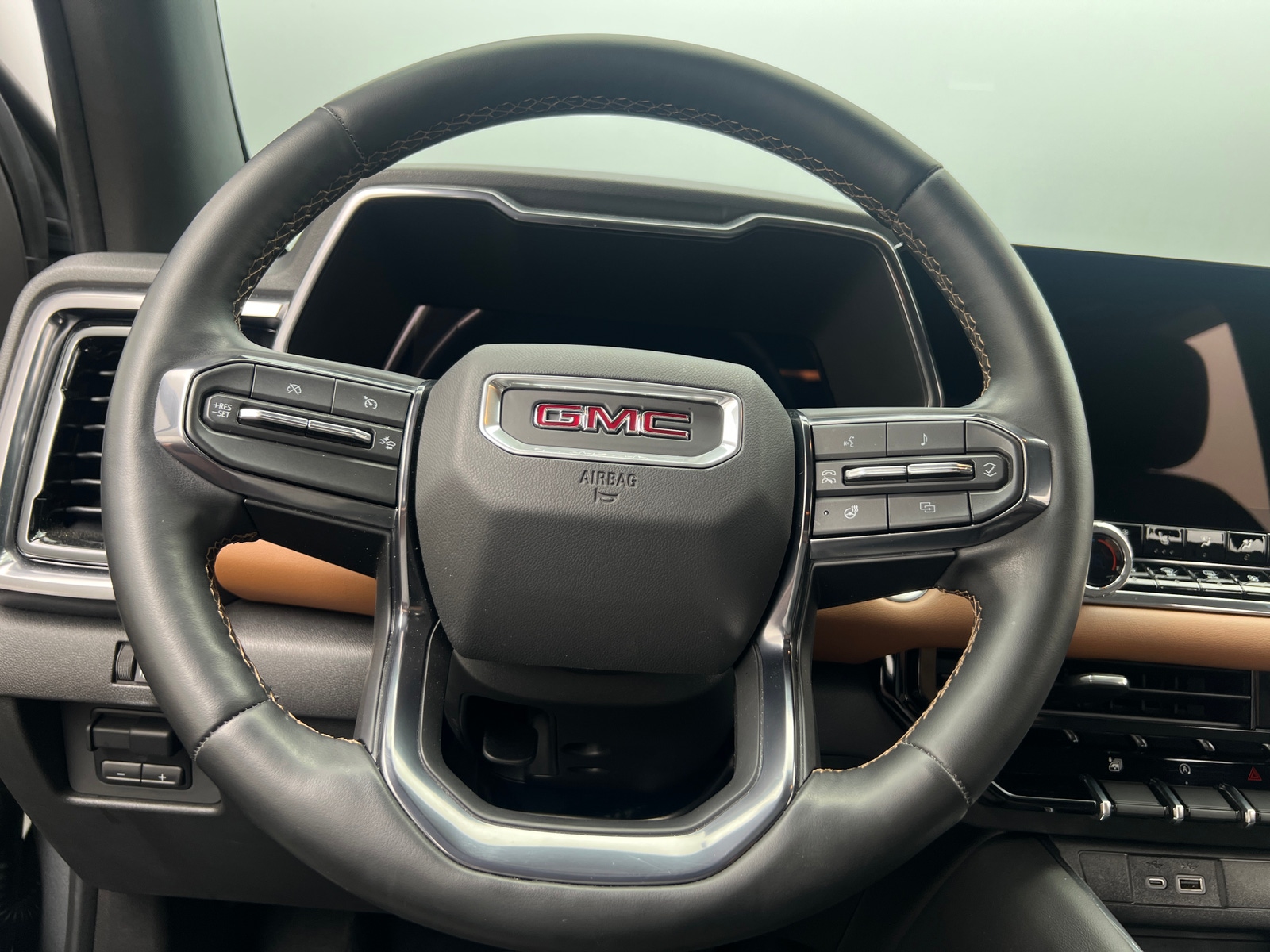 Thumbnail: 2025 GMC Canyon - 4