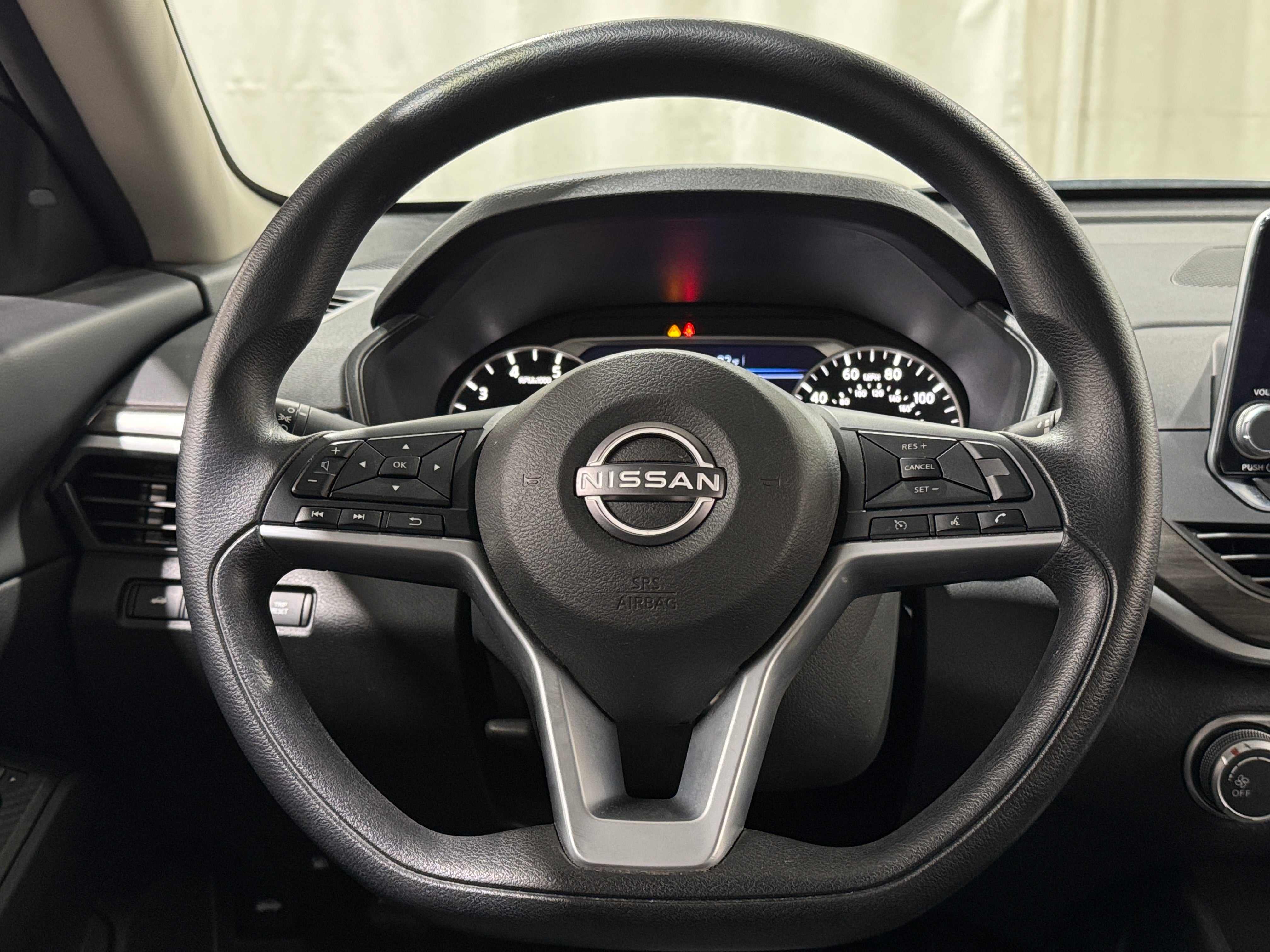 2025 Nissan Altima SV - Photo 7