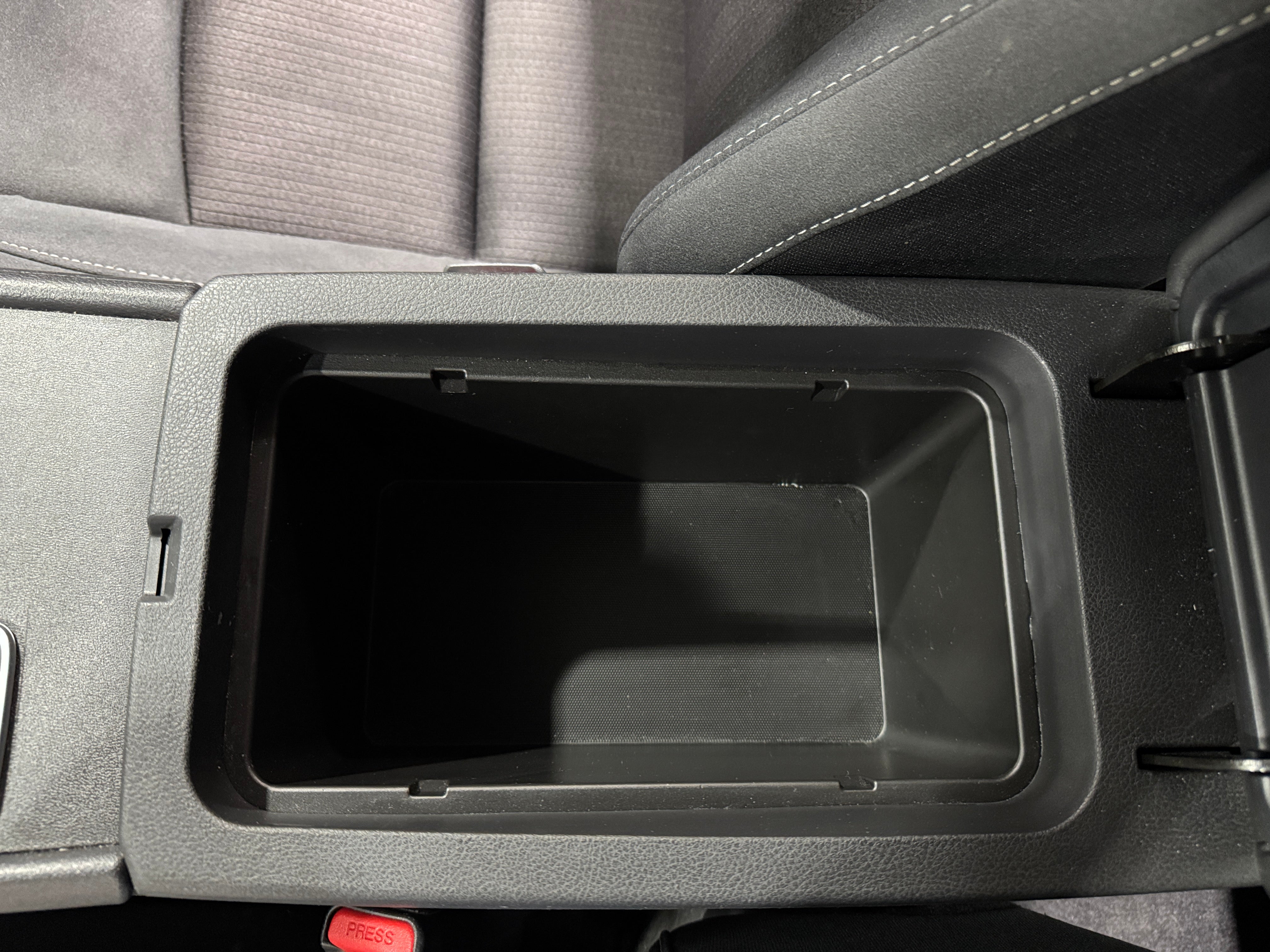2025 Nissan Altima SV - Photo 14