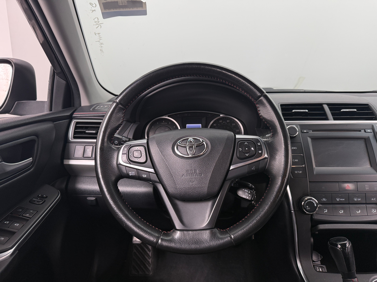 Thumbnail: 2016 Toyota Camry - 5
