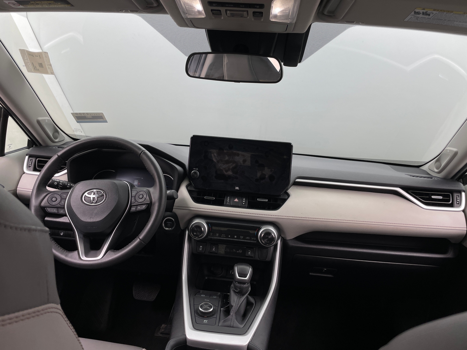 Thumbnail: 2024 Toyota RAV4 - 3