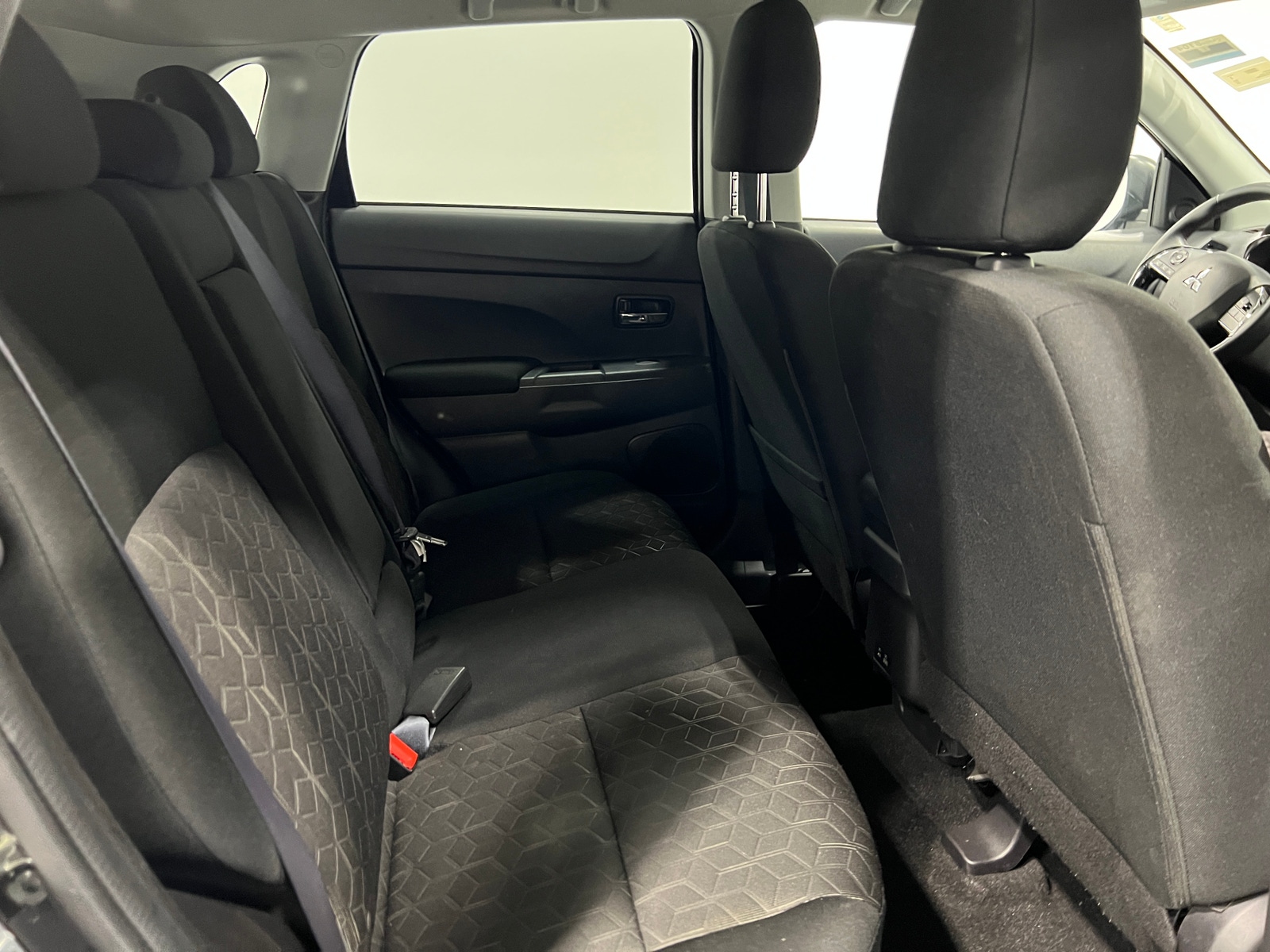Thumbnail: 2025 Mitsubishi Outlander Sport - 6