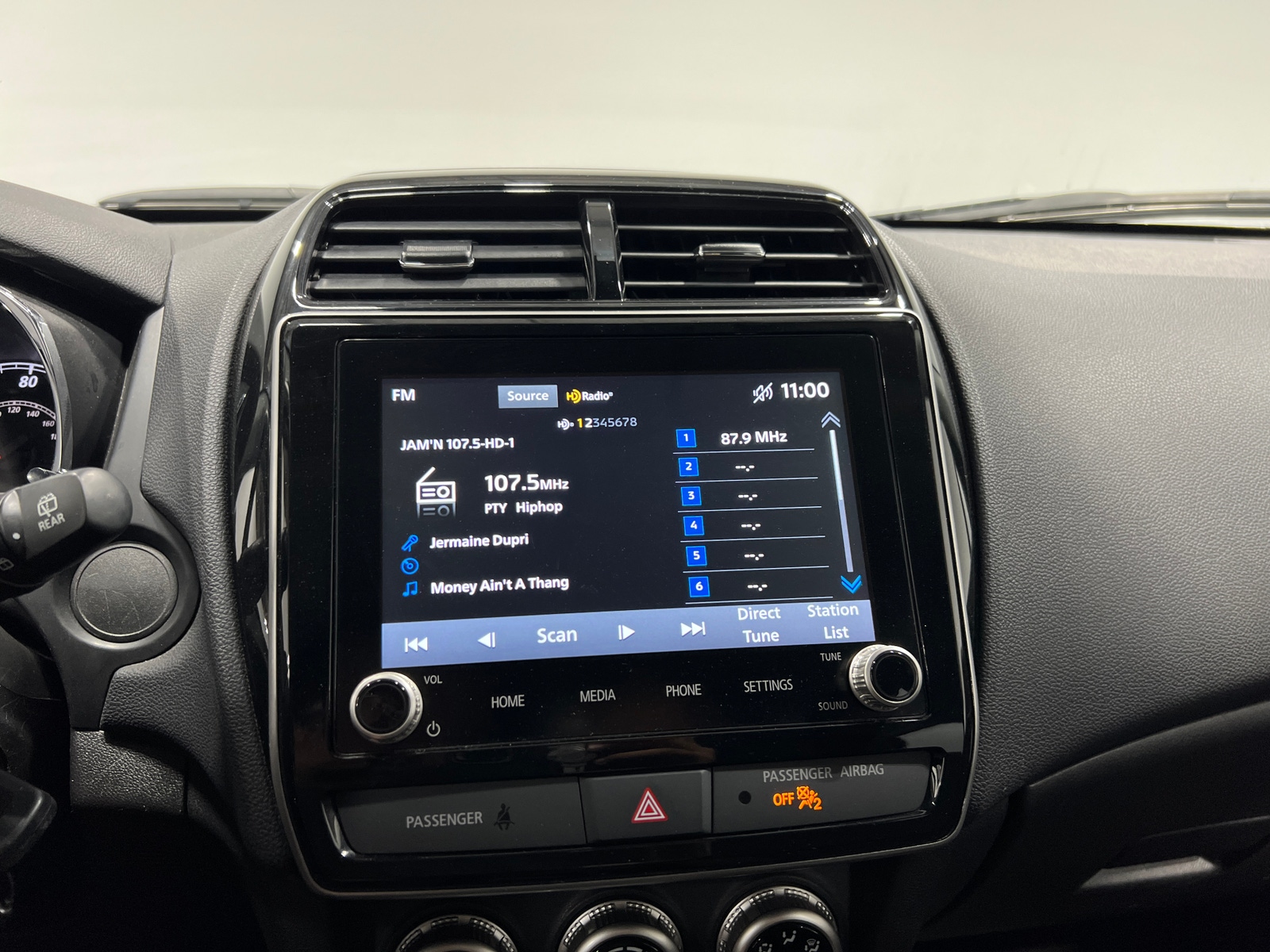 Thumbnail: 2025 Mitsubishi Outlander Sport - 4