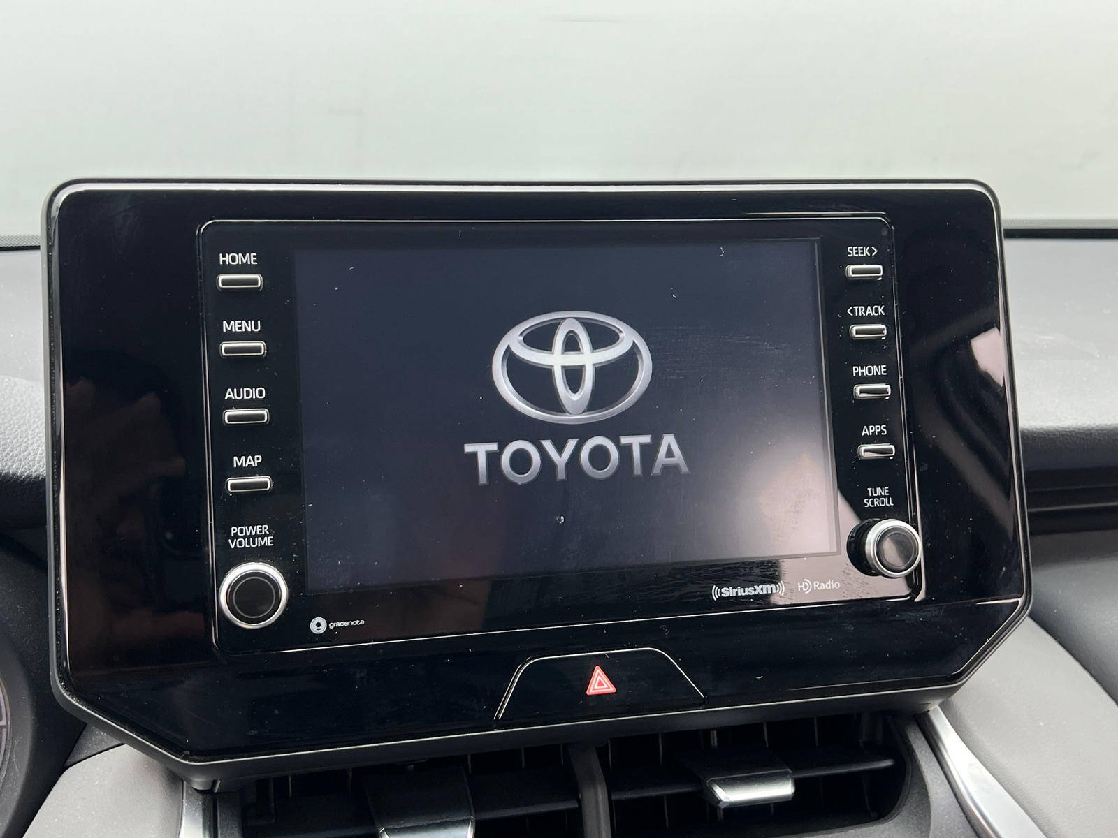 Thumbnail: 2021 Toyota Venza - 4